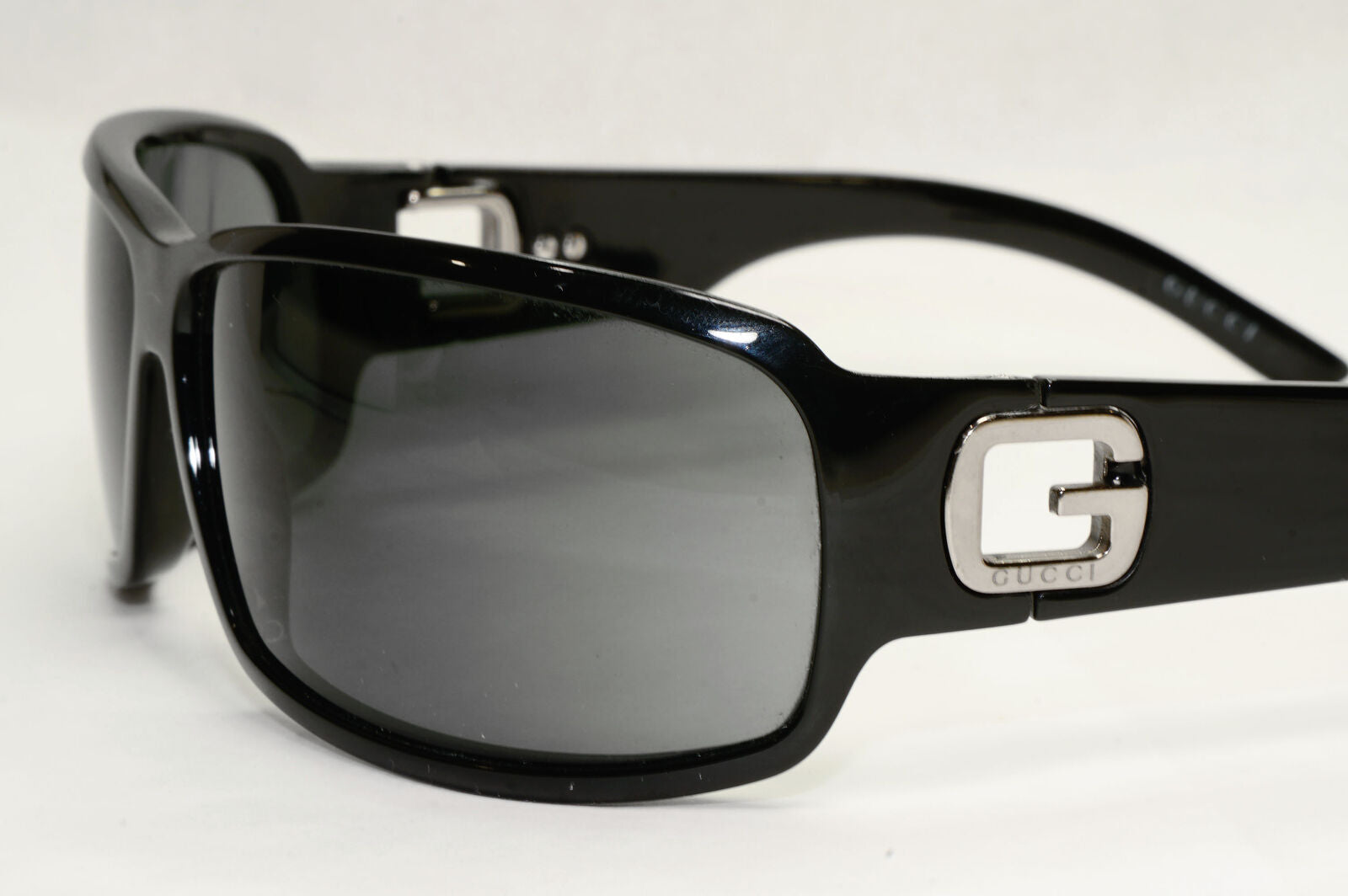 Gucci Sunglasses 2007 Vintage Black Wrap Grey Retro GG 1583/S D28P9 210124