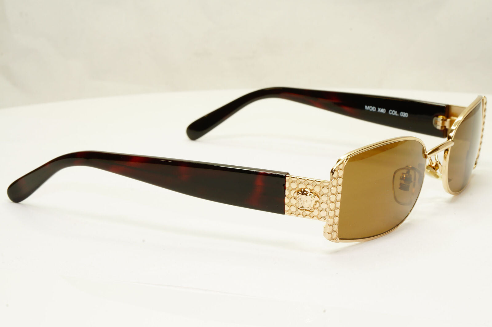 Gianni Versace 1996 Vintage Gold Medusa Brown Metal Sunglasses MOD X40 COL 030