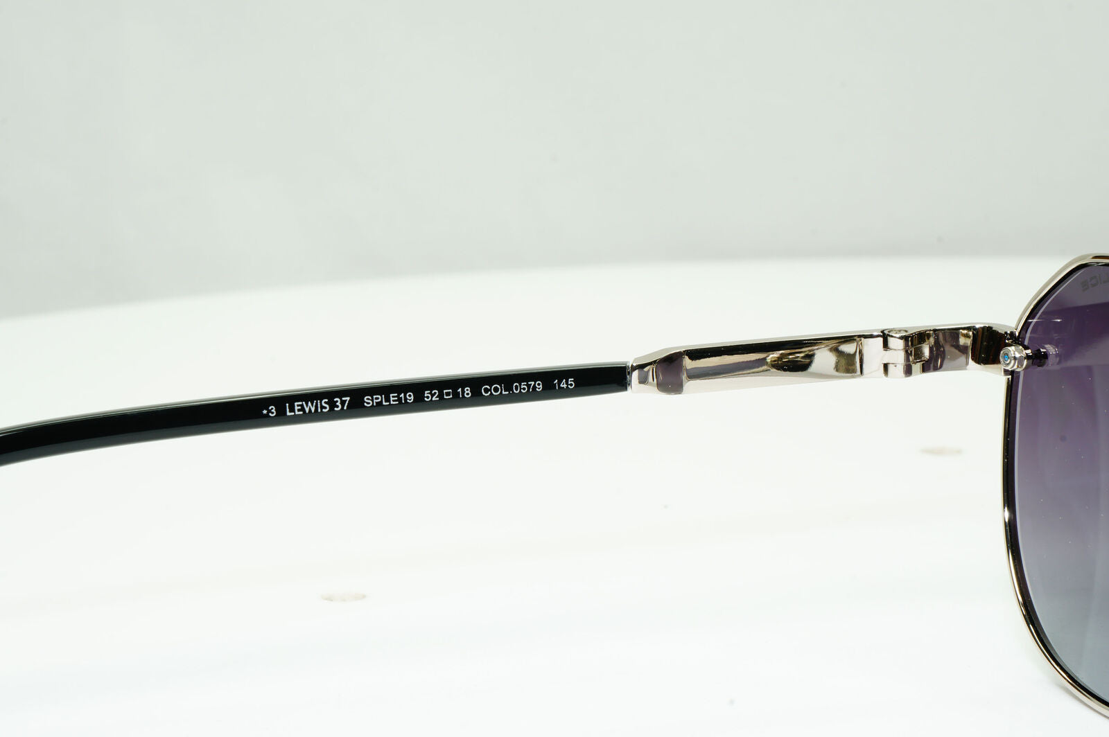 Police Lewis Hamilton F1 Sunglasses Grey Gradient Silver Pilot SPL E19 COL 0579