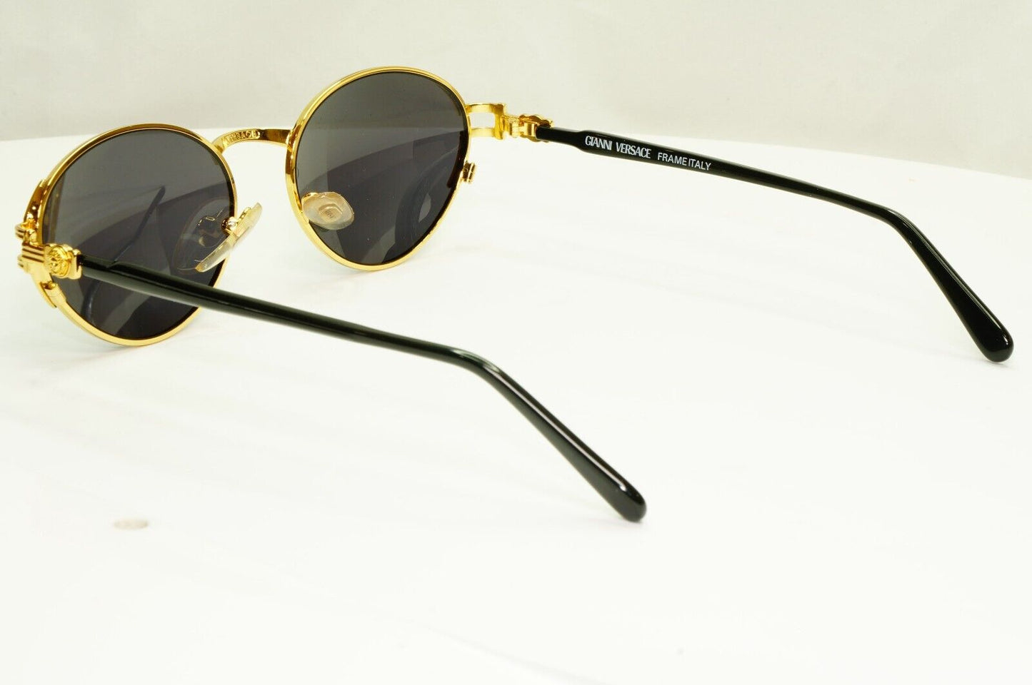 Gianni Versace 1995 Vintage Sunglasses Gold Medusa Black MOD G23 COL 18L