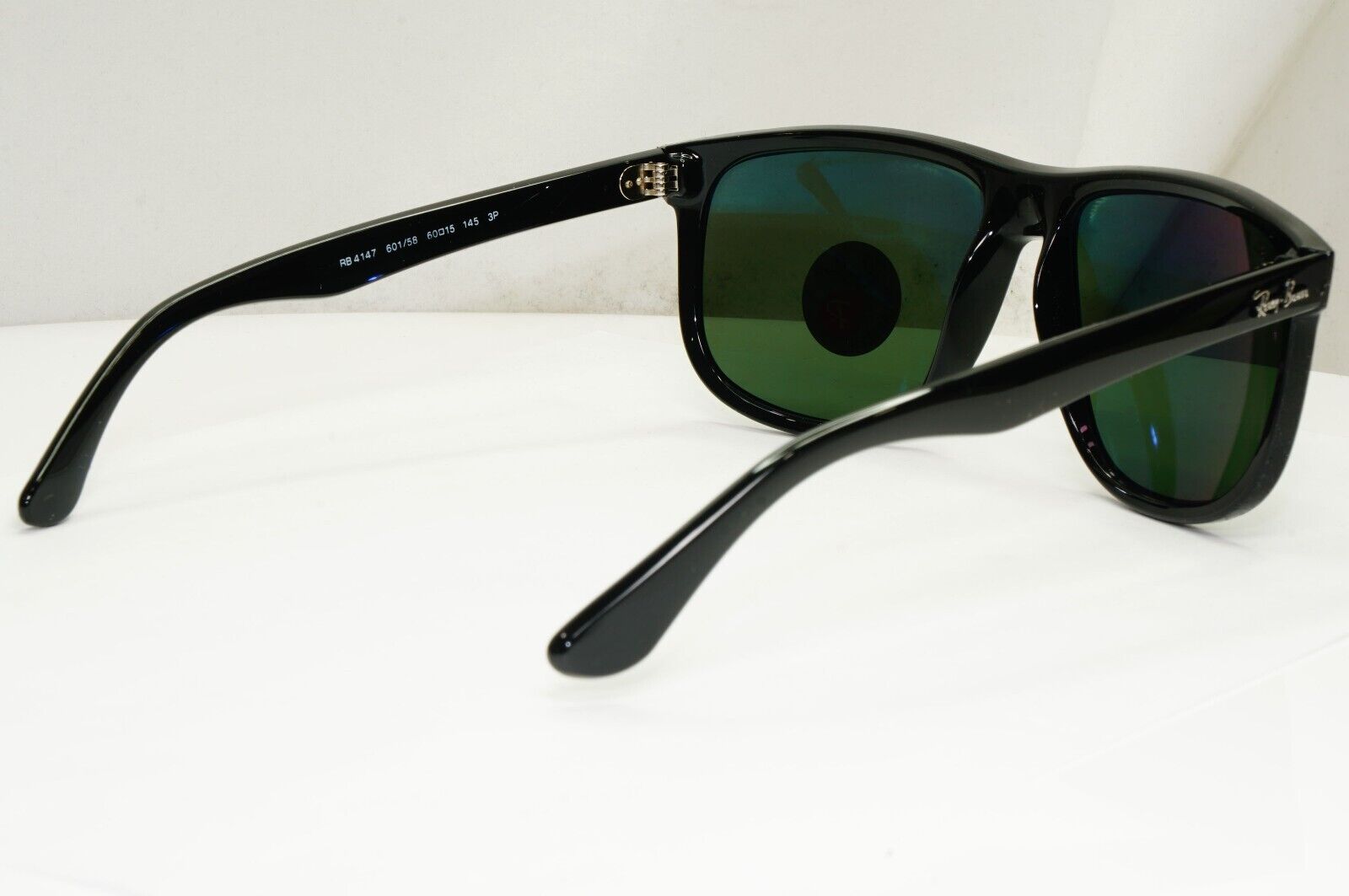 Ray-Ban Sunglasses Polarised Black Green Square Boyfriend RB 4147 601/58 60mm