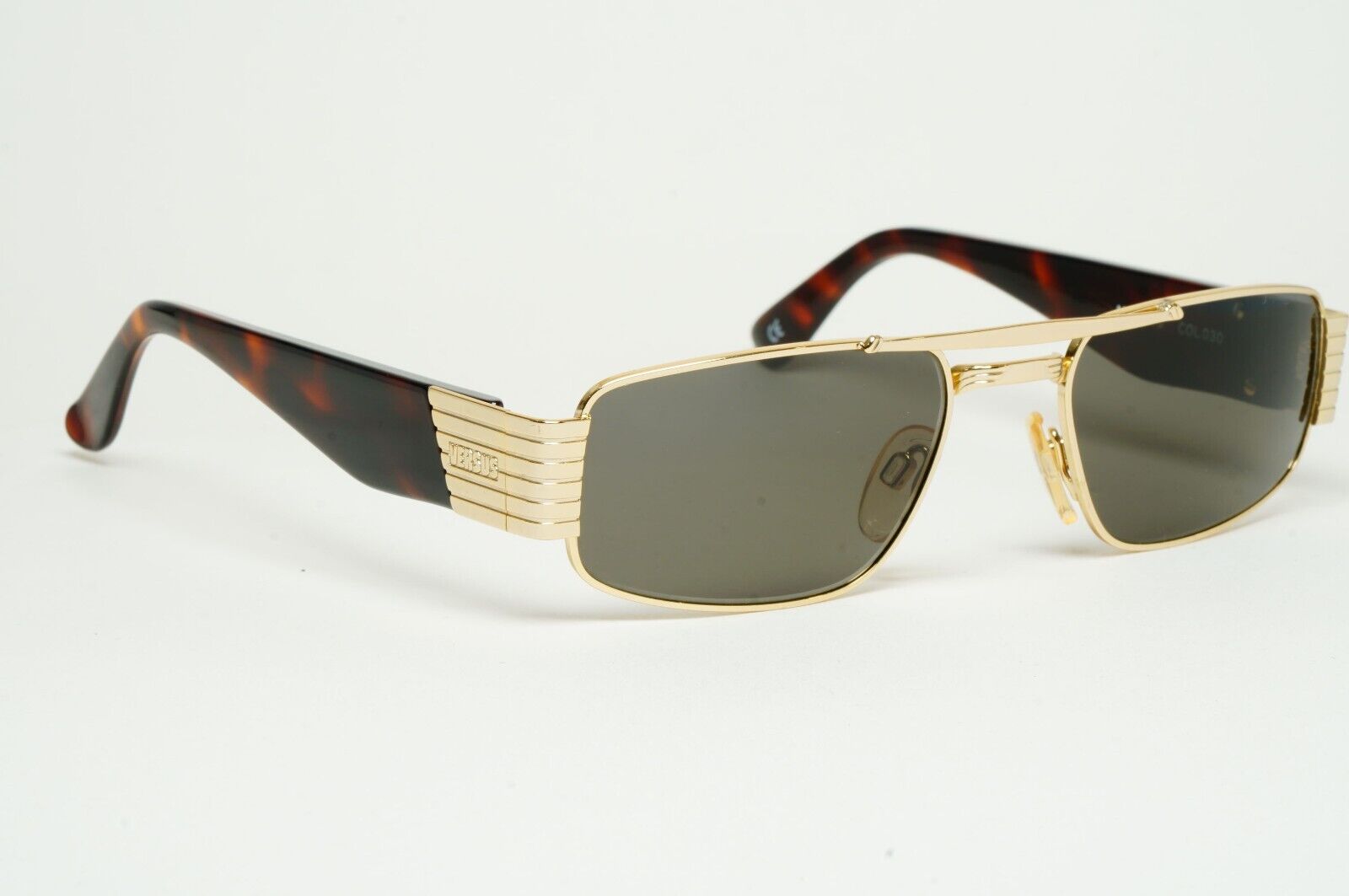 DAMAGED Versus Sunglasses 1996 by Gianni Versace Vintage Gold MOD F13 COL 030