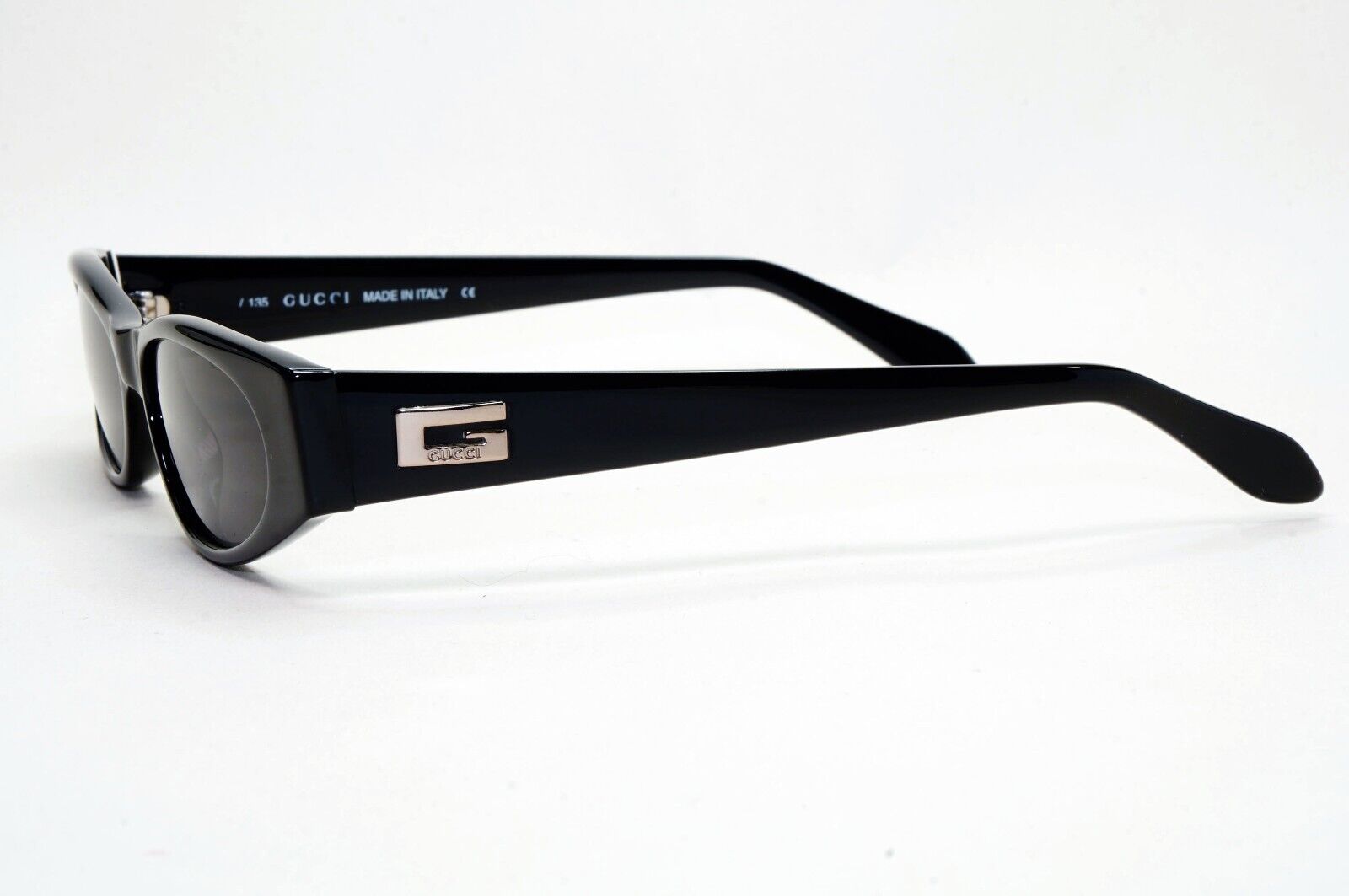 Gucci Sunglasses 1997 Vintage Black Rectangle Slim GG 2424/N/S 807 291024