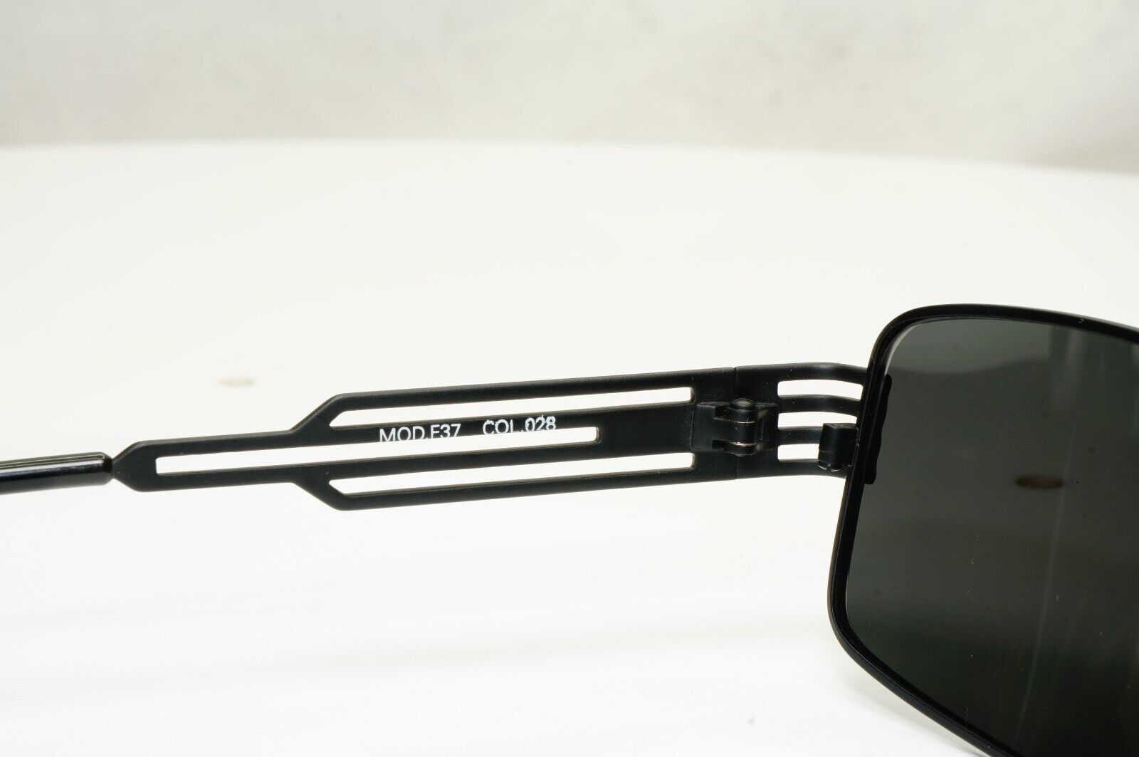 Versus 1996 by Gianni Versace Vintage Matte Black Sunglasses MOD F37 COL 028