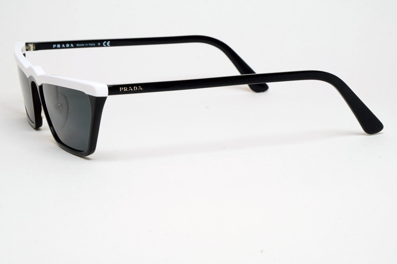 Prada Sunglasses 2018 Ultravox Black White Slim PR19US SPR 19U YC4-5S0 200225