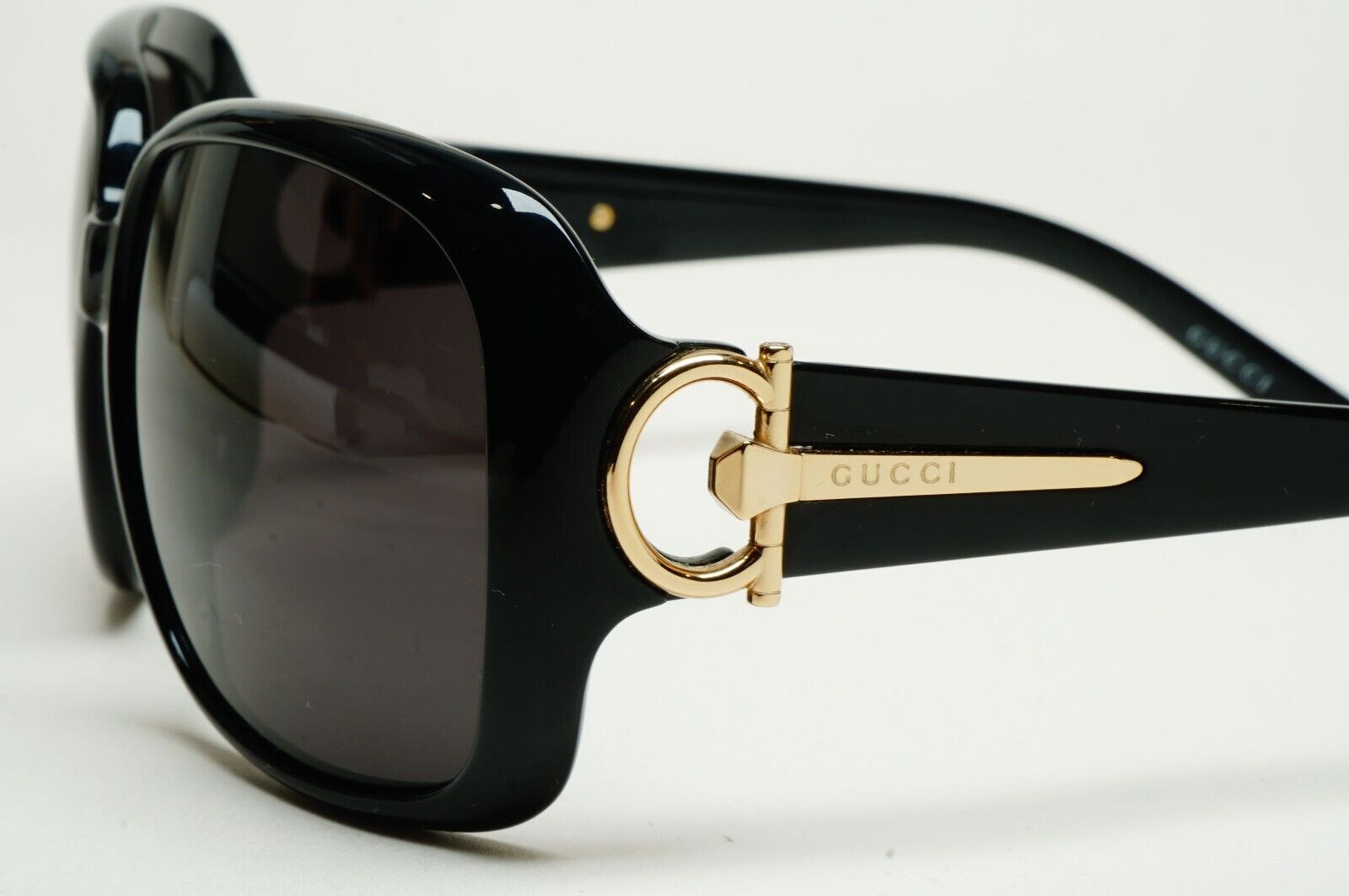 Gucci Sunglasses 2008 Vintage Horsebit Black Gold GG 3099/S D28N3 250125