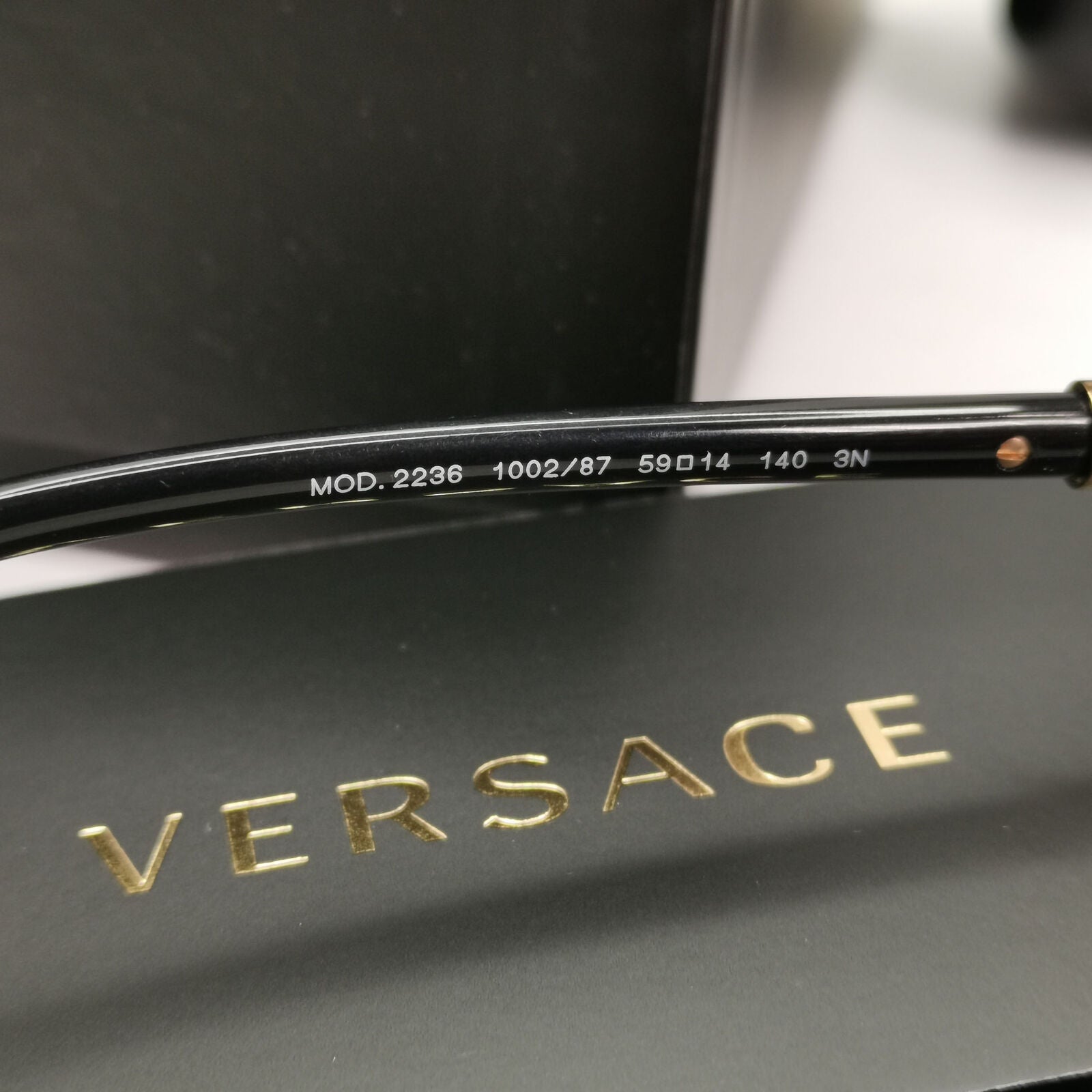 Versace Sunglasses Black Gold Pilot Medusa Metal MOD VE 2236 1002/87 59mm