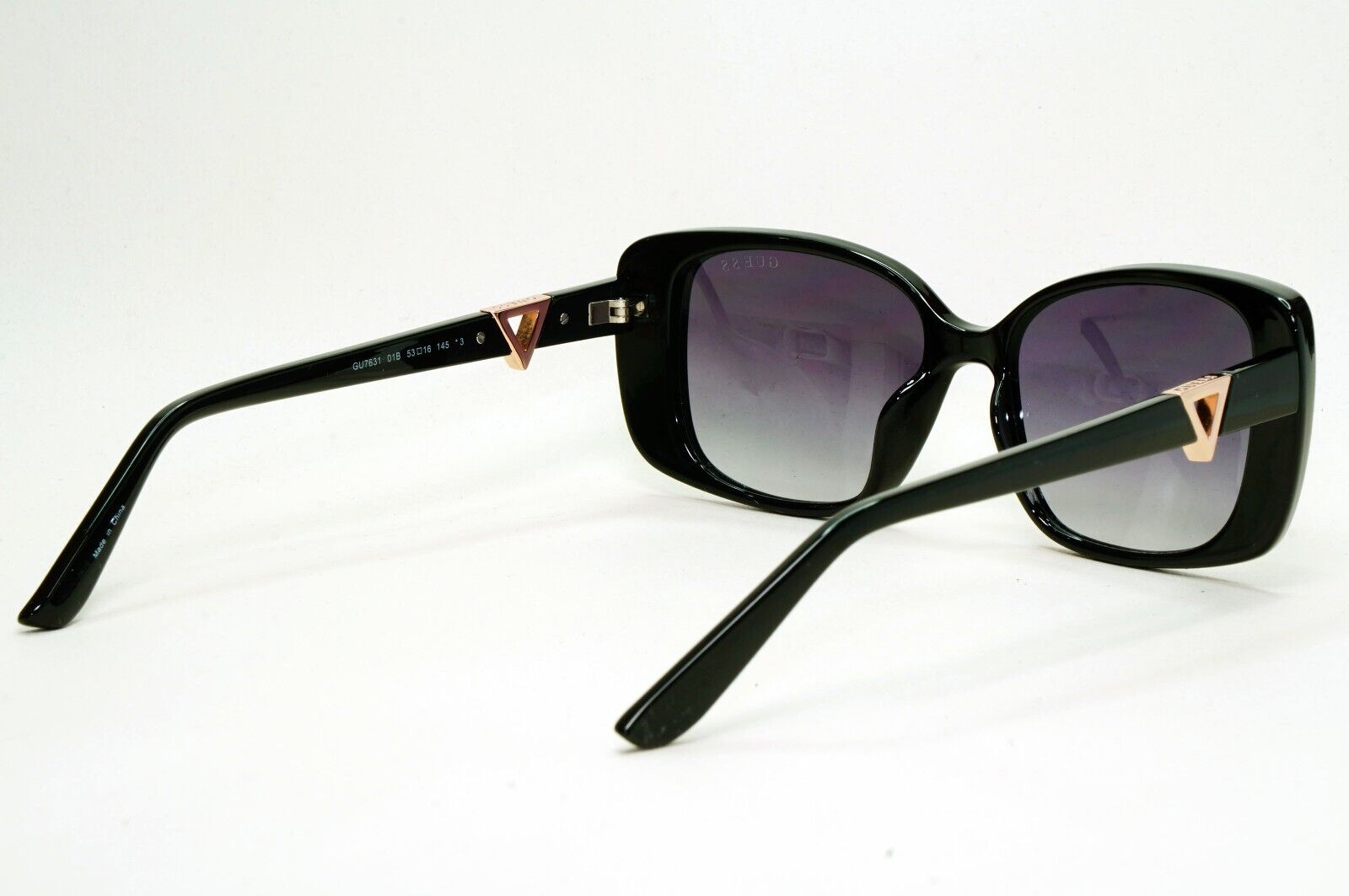 Guess Sunglasses Black Gold Grey Gradient Black GU 7631 01B 53mm 210924
