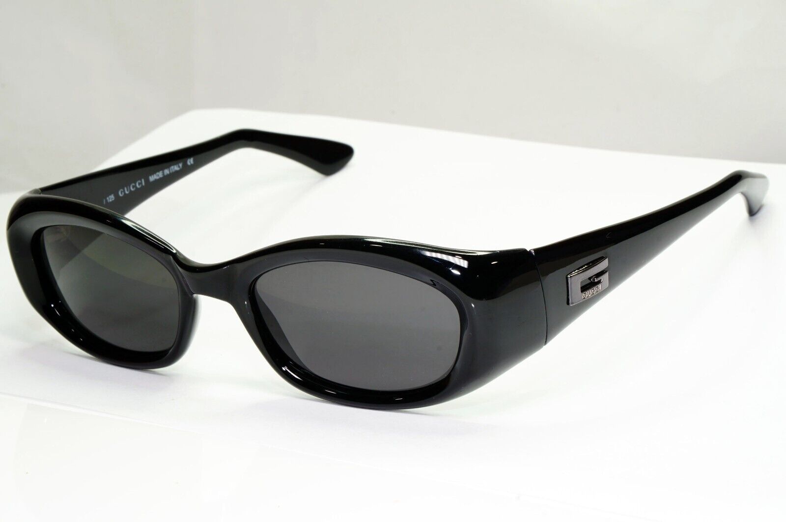 Gucci Sunglasses 1998 Vintage Black Rectangle Retro Unisex GG 2432/S 1UF 301224