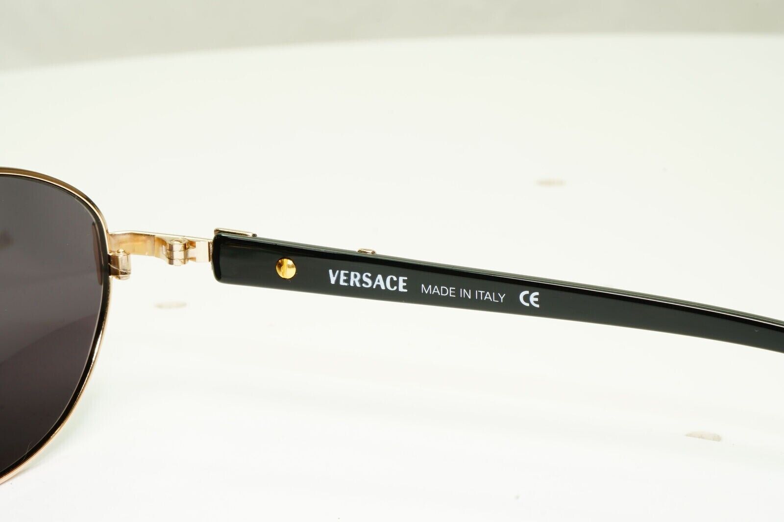 Gianni Versace 1995 Sunglasses Vintage Gold Black Metal Oval MOD M83 COL 030 B