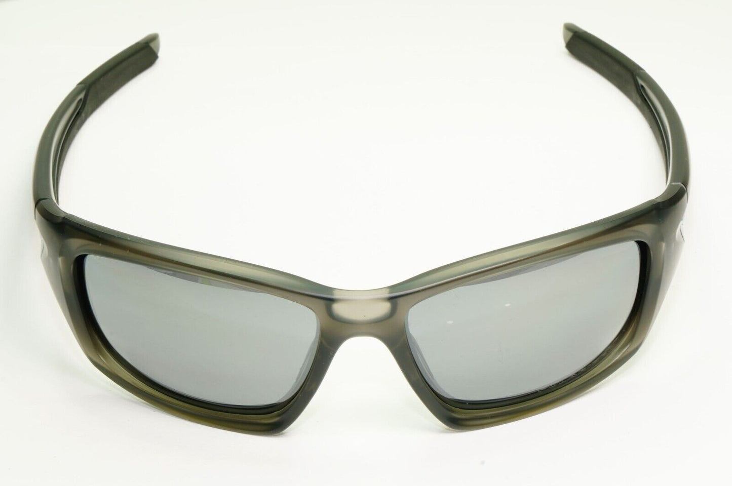 Oakley Sunglasses Valve Polarised Wrap Grey Mirror Iridium Silver OO 9236 06