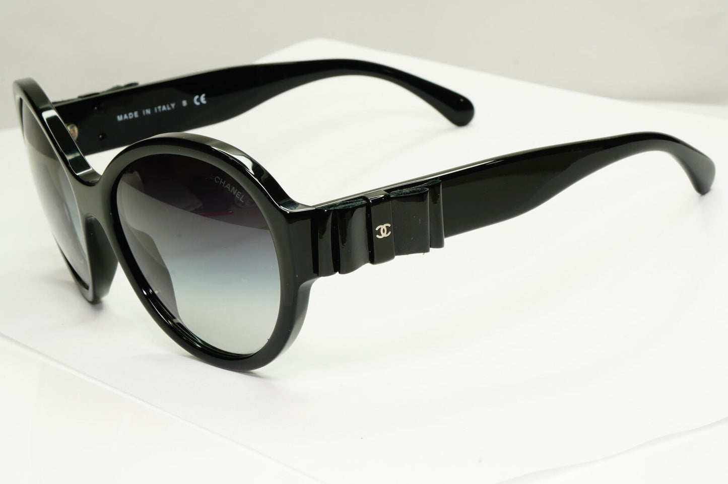 Chanel 2013 Sunglasses Leather Bow Black Square Gradient 5283-Q c.501/S6 221122