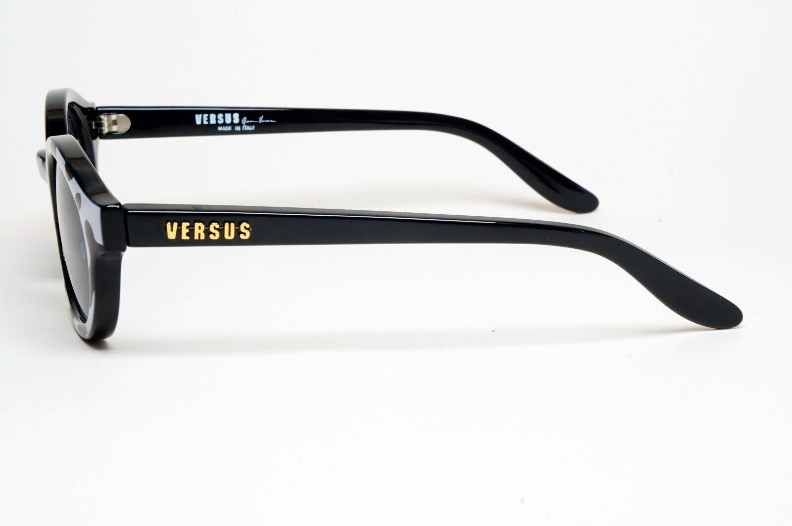 Versus Sunglasses 1996 by Gianni Versace Vintage Black White MOD E10 COL 852