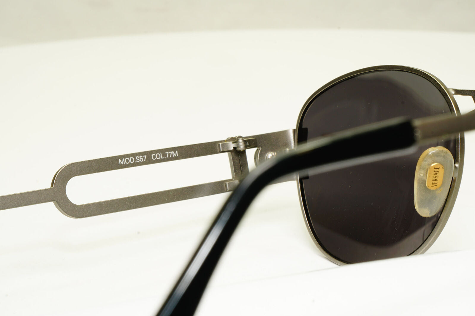 Gianni Versace 1996 Vintage Mens Silver Medusa Metal Sunglasses MOD S57 COL 77M