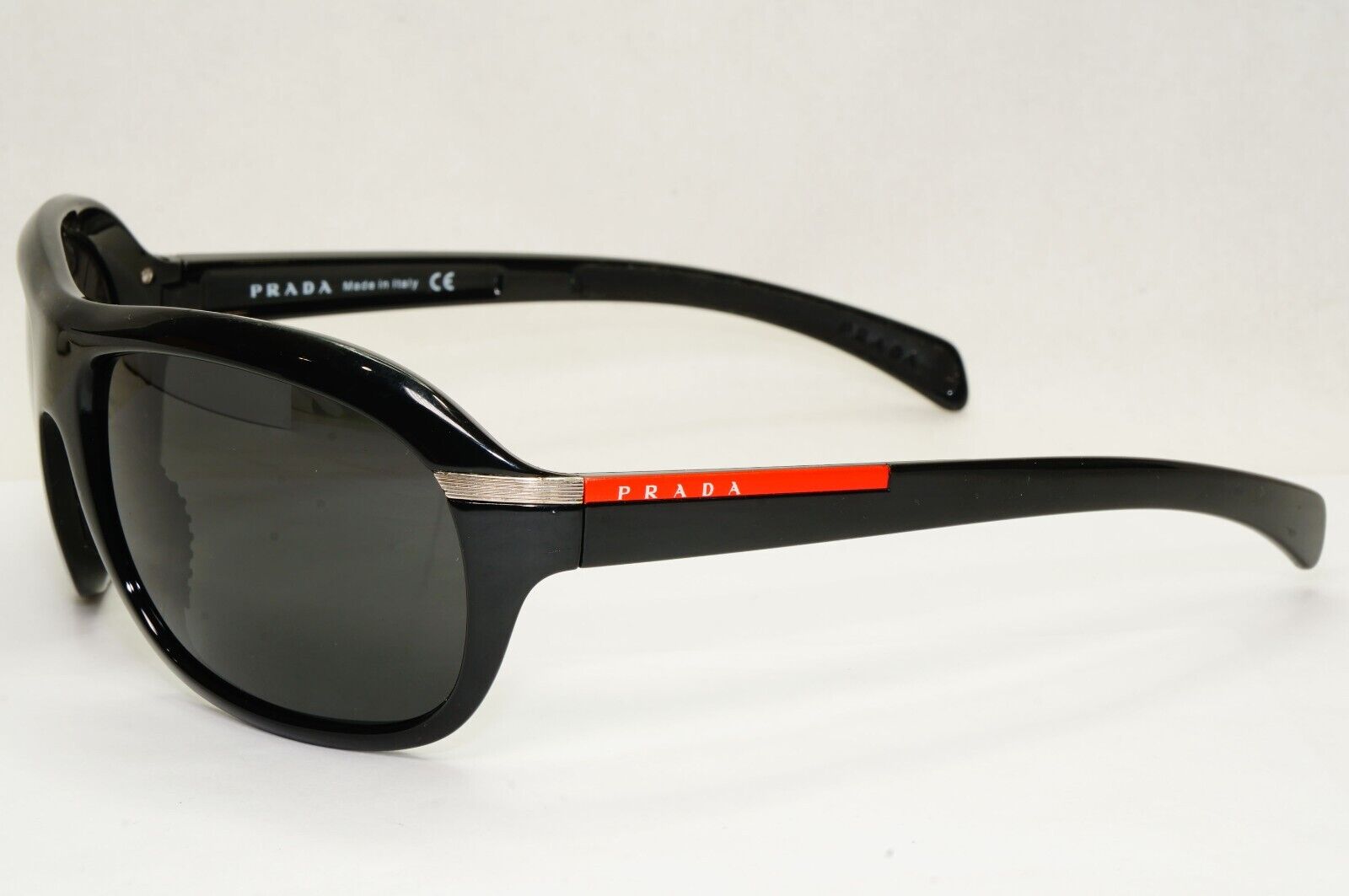 Prada Sunglasses 2007 Vintage Black Wrap Rossa PS04IS SPS 04I 1AB-3M1 111223