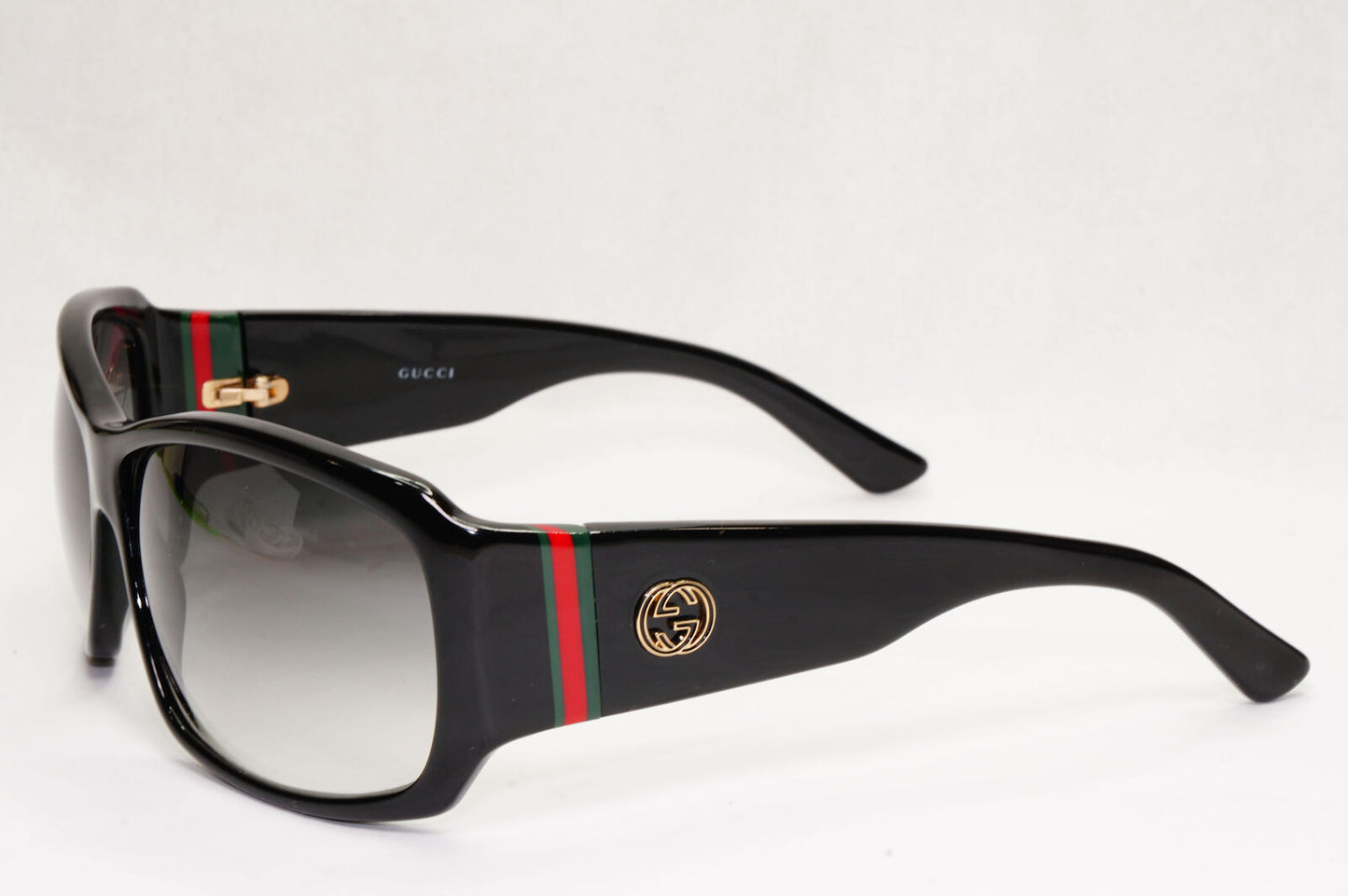 Gucci Sunglasses 1999 Vintage Black Gradient Red Green GG 2592/S BMSLF 131223