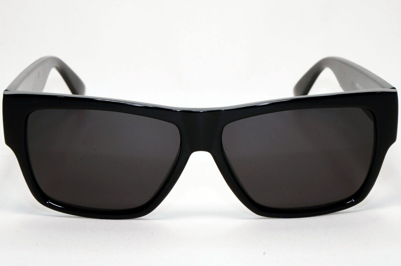 Gianni Versace Sunglasses 1993 Vintage Black Gold Medusa MOD 372 COL 852 091124