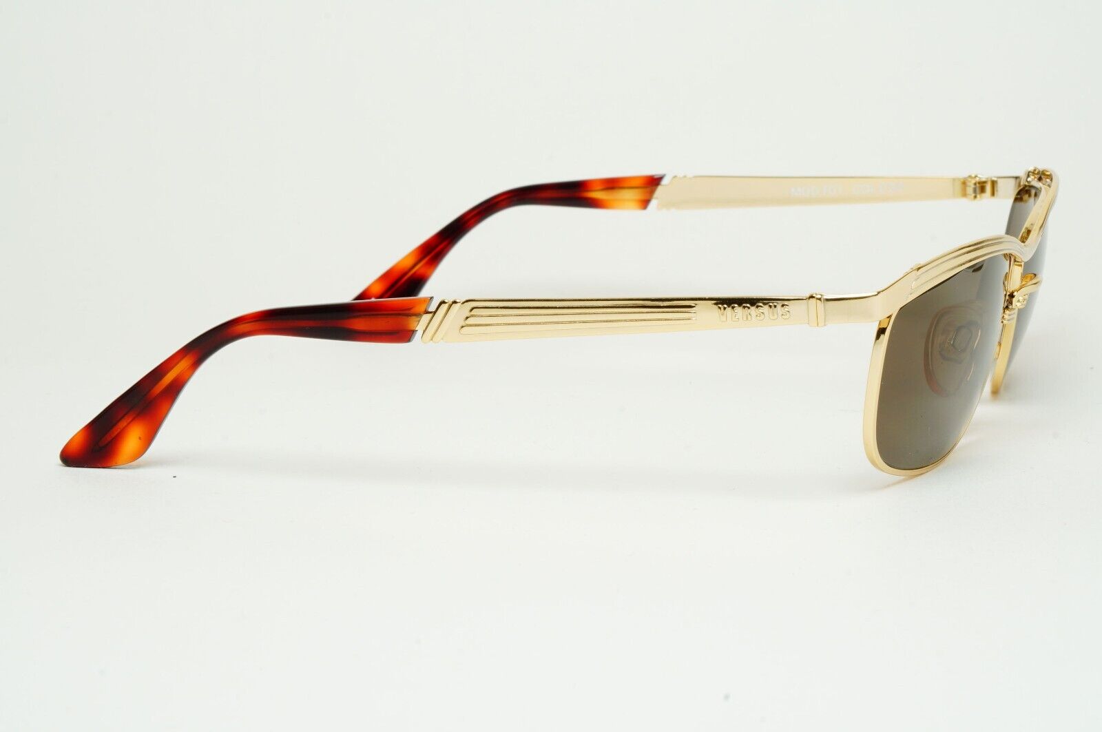 Versus Sunglasses 1996 by Gianni Versace Vintage Gold Brown MOD F01 COL 030