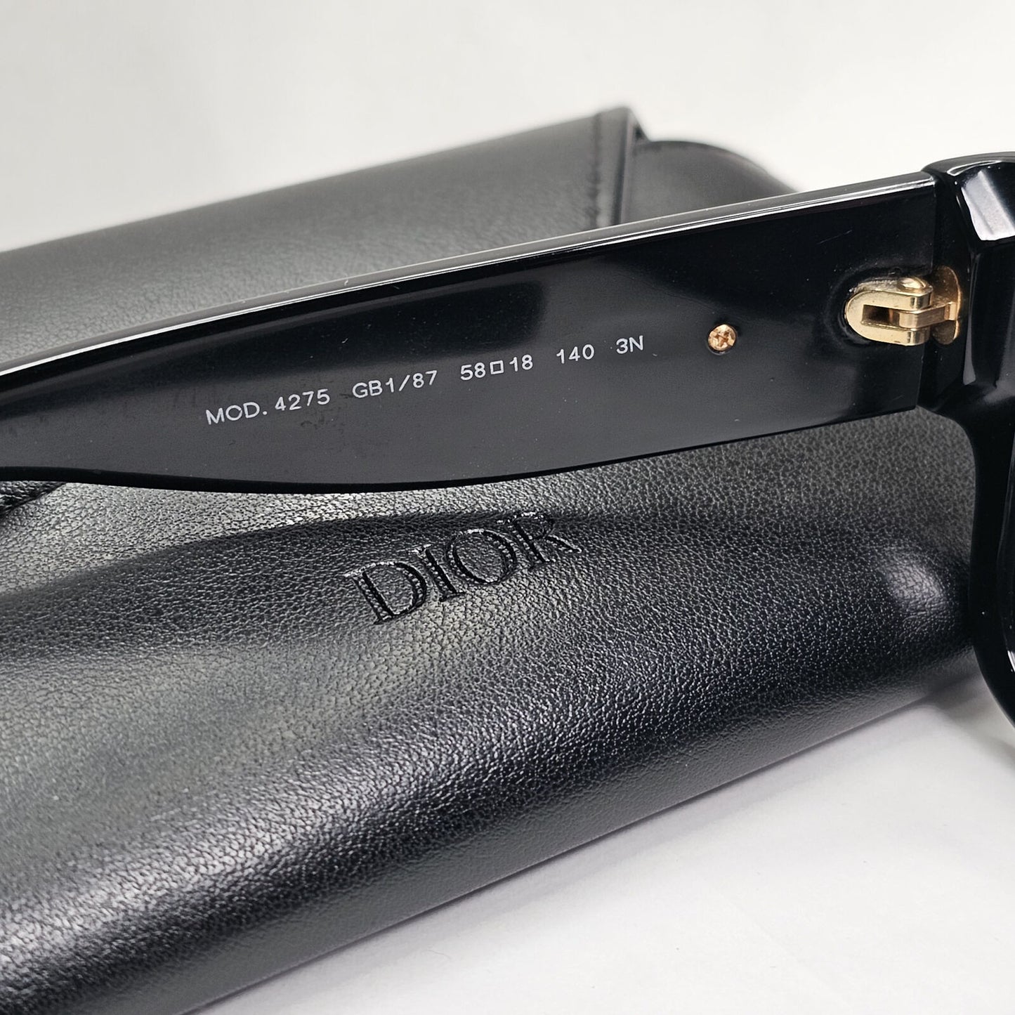 Versace Sunglasses Black Gold Medusa Square MOD VE 4275 GB1/87 130224