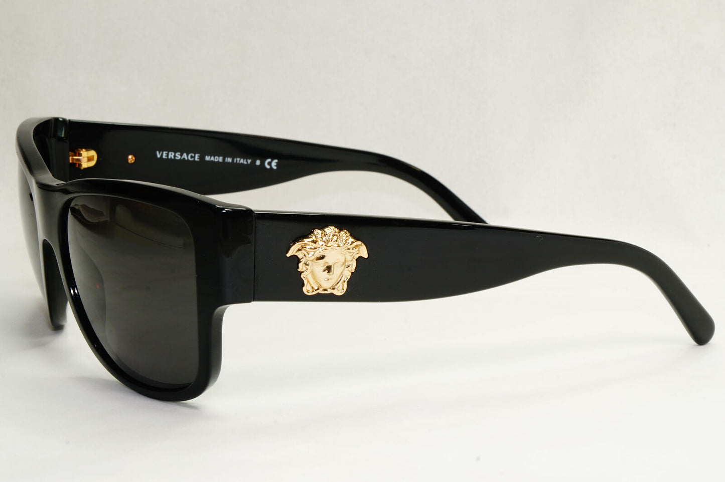 Versace Sunglasses Black Gold Medusa Square MOD VE 4275 GB1/87 130224