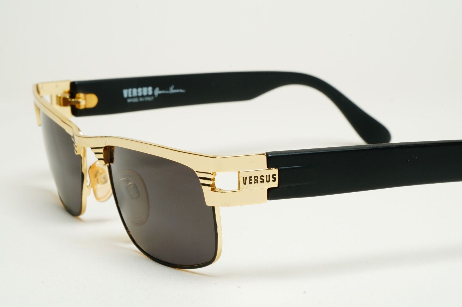 Versus Sunglasses 1996 by Gianni Versace Vintage Gold Black MOD F27 COL 39M