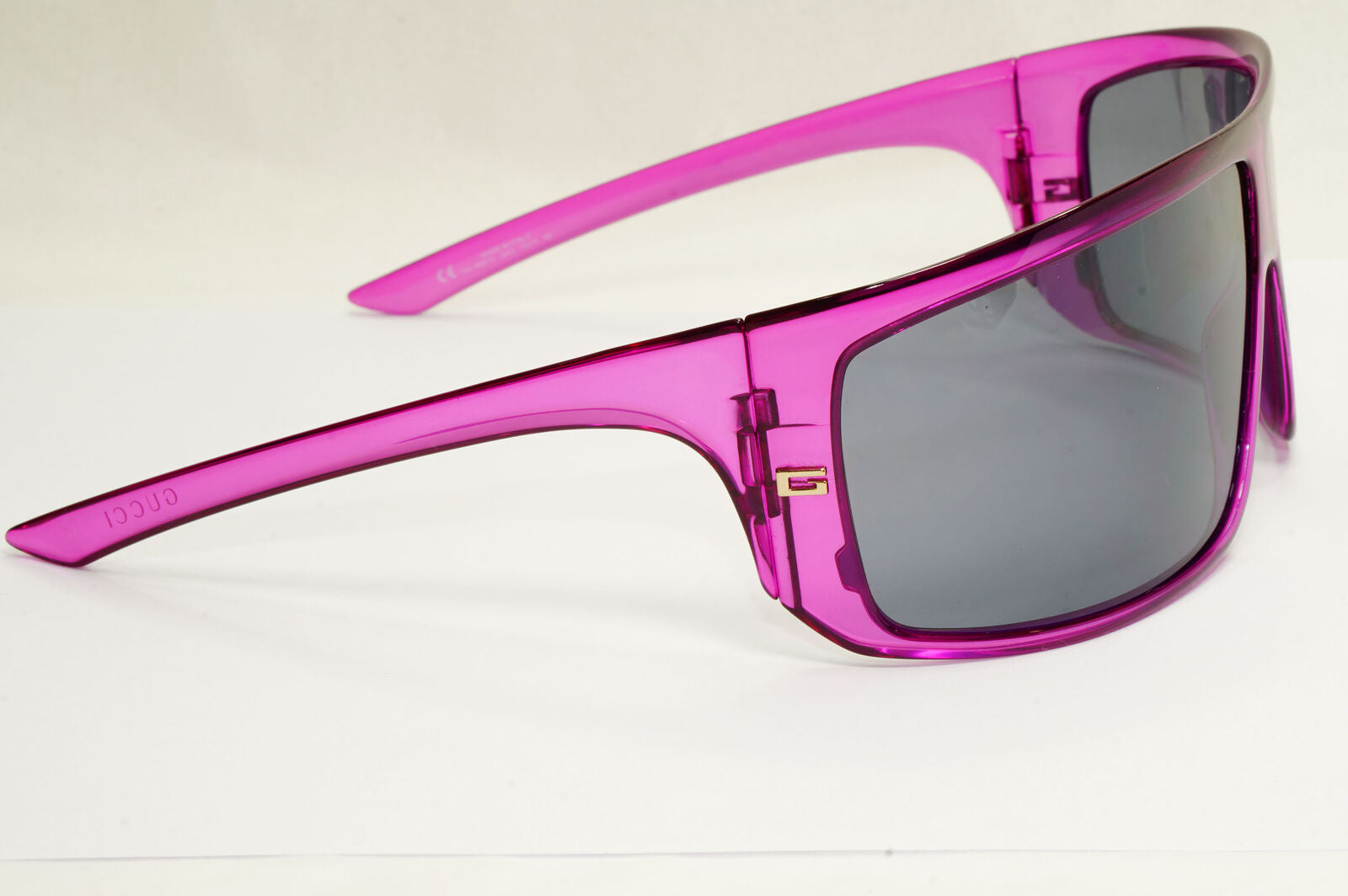 Gucci Sunglasses 2000 Vintage Polarized Violet Wrap Unisex GG 1497/S QA3 130224