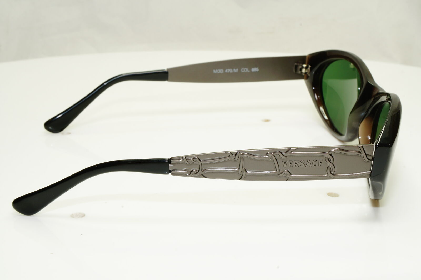 Gianni Versace 1996 Unisex Vintage Brown Gunmetal Sunglasses MOD 470/M COL 685