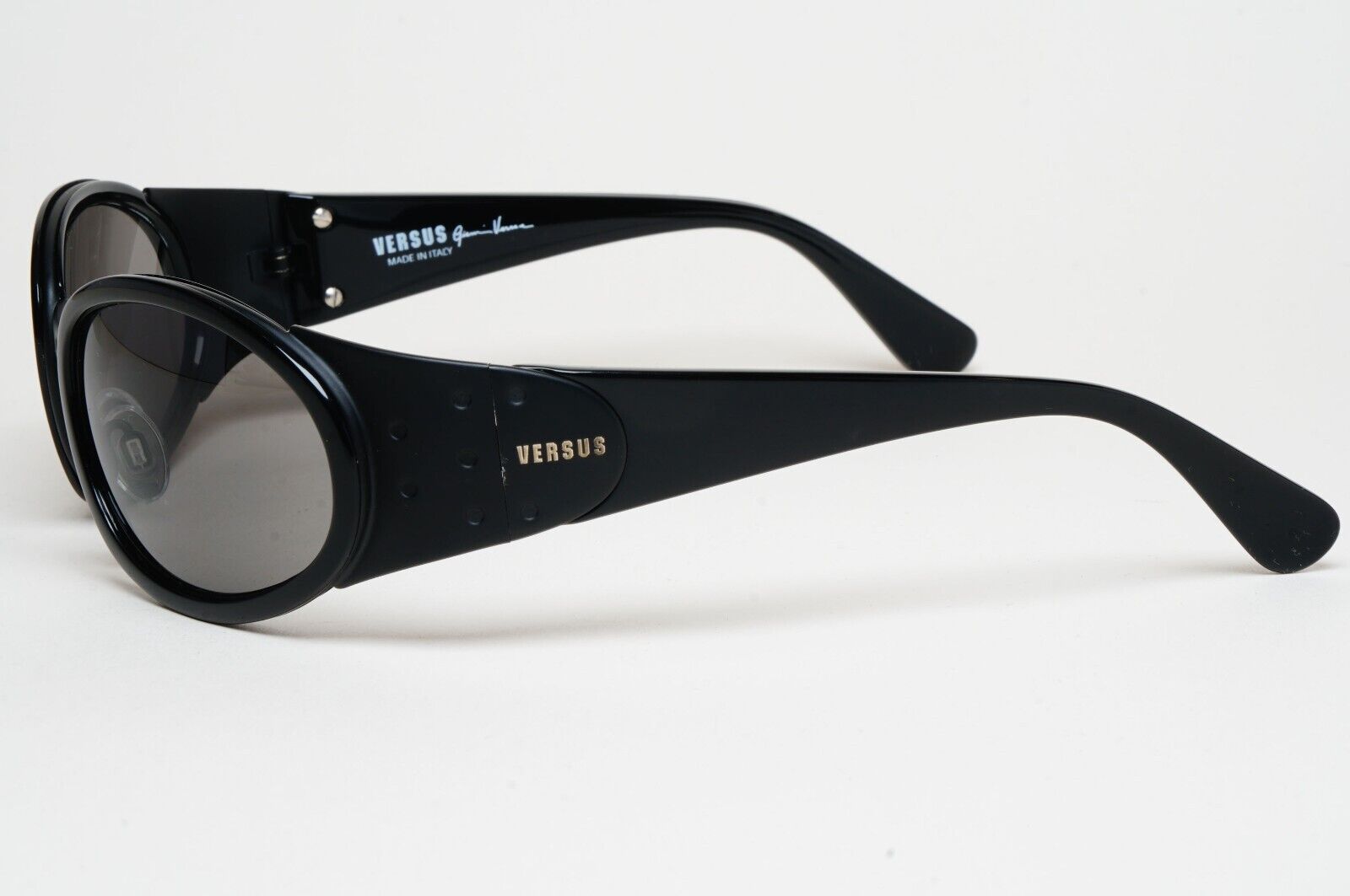 Versus Sunglasses 1996 by Gianni Versace Vintage Black Grey MOD R50 COL 028