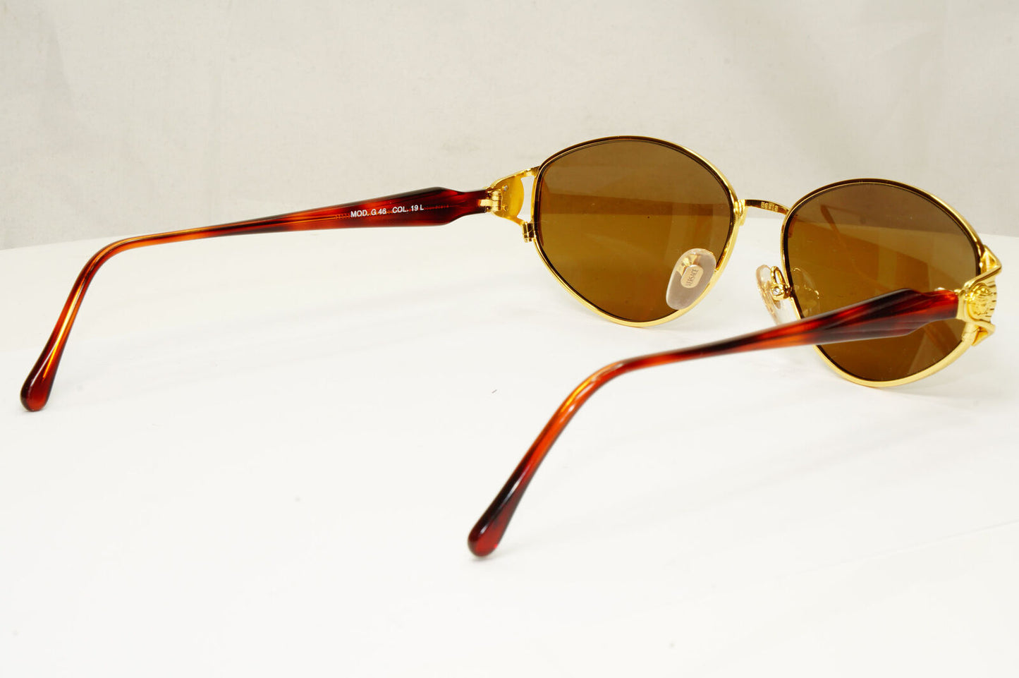 Gianni Versace 1995 Vintage Gold Medusa Unisex Brown Sunglasses MOD G46 COL 19L