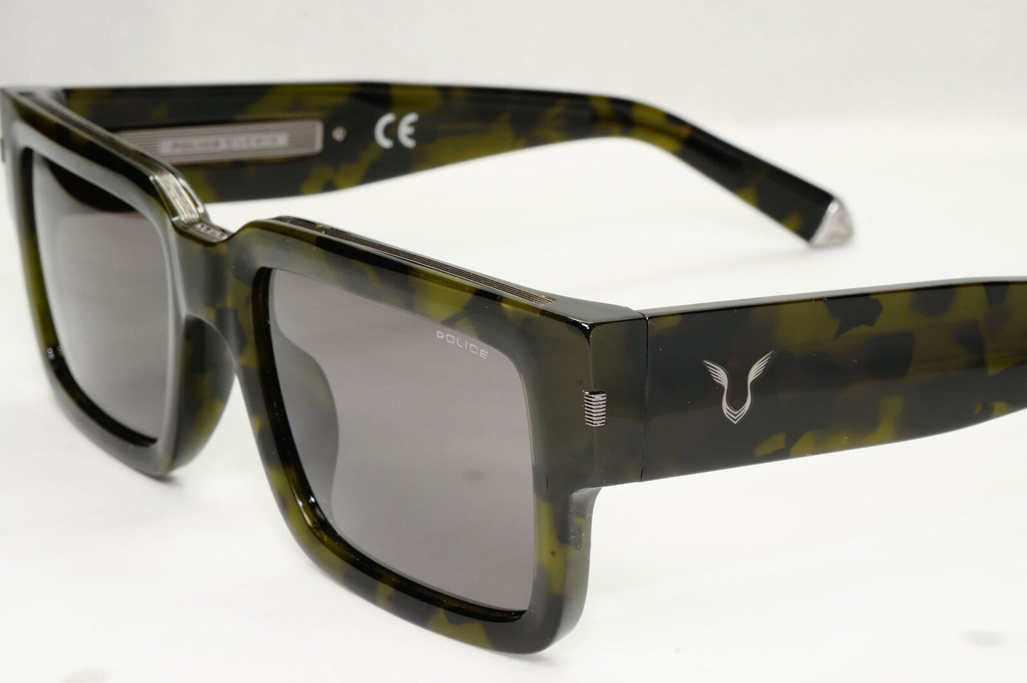Police x Lewis Hamilton Sunglasses F1 Grey Green Camo SPL E14 Lewis 32 COL 092I