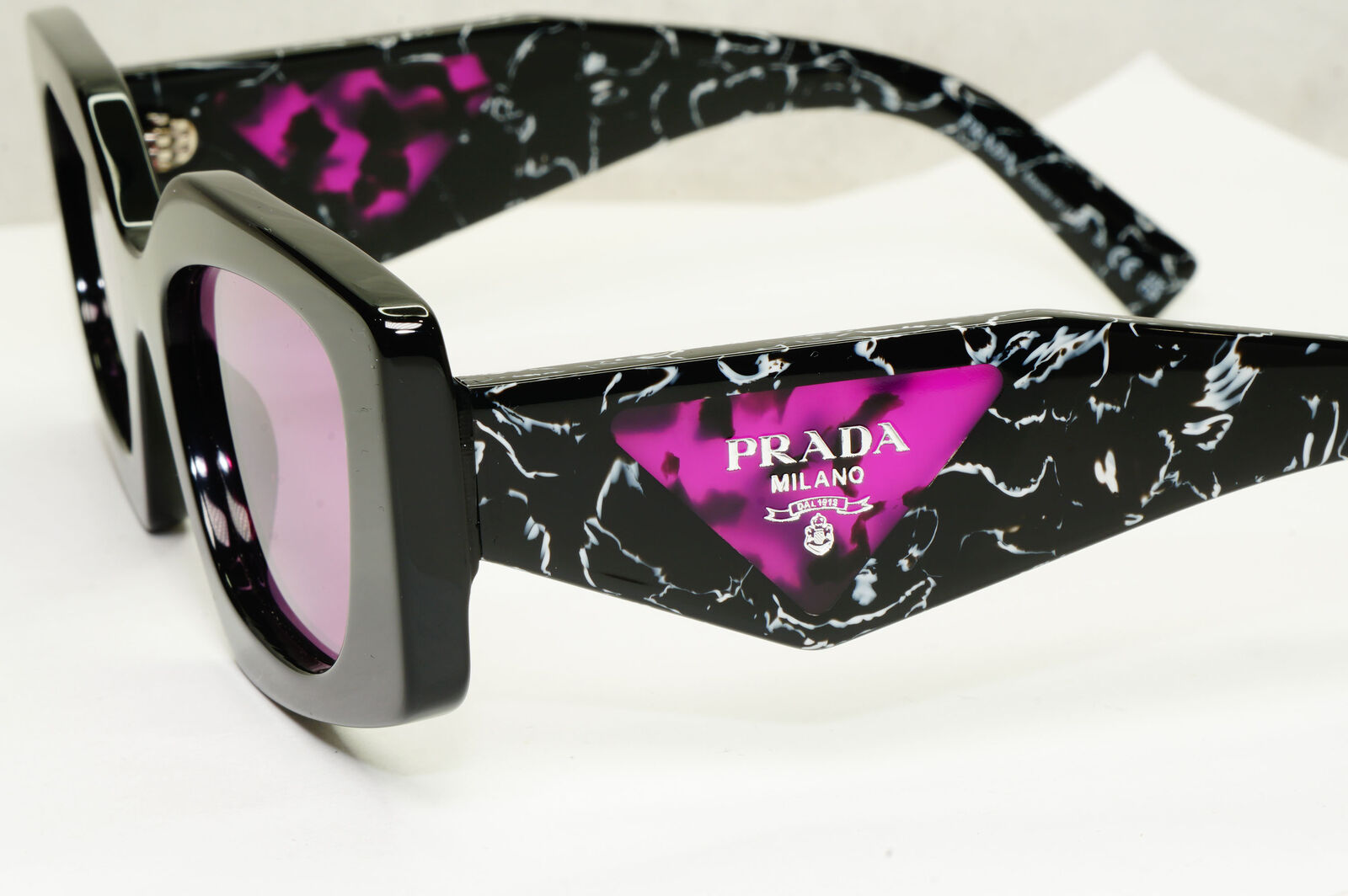 Prada Symbole Sunglasses Black Violet Marble Triangle PR15YS SPR 15Y 1AB-07Q