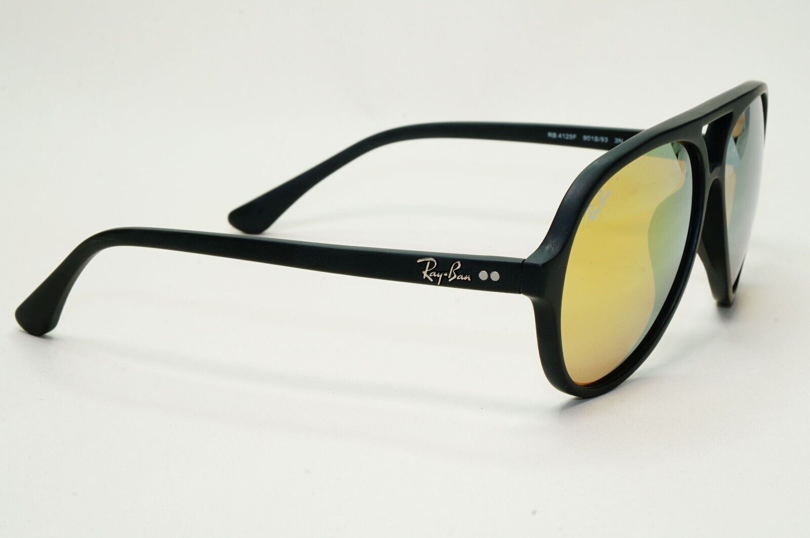 Ray-Ban Sunglasses 2010 Vintage CATS 5000 Rare Black Gold RB 4125-F 901S/93