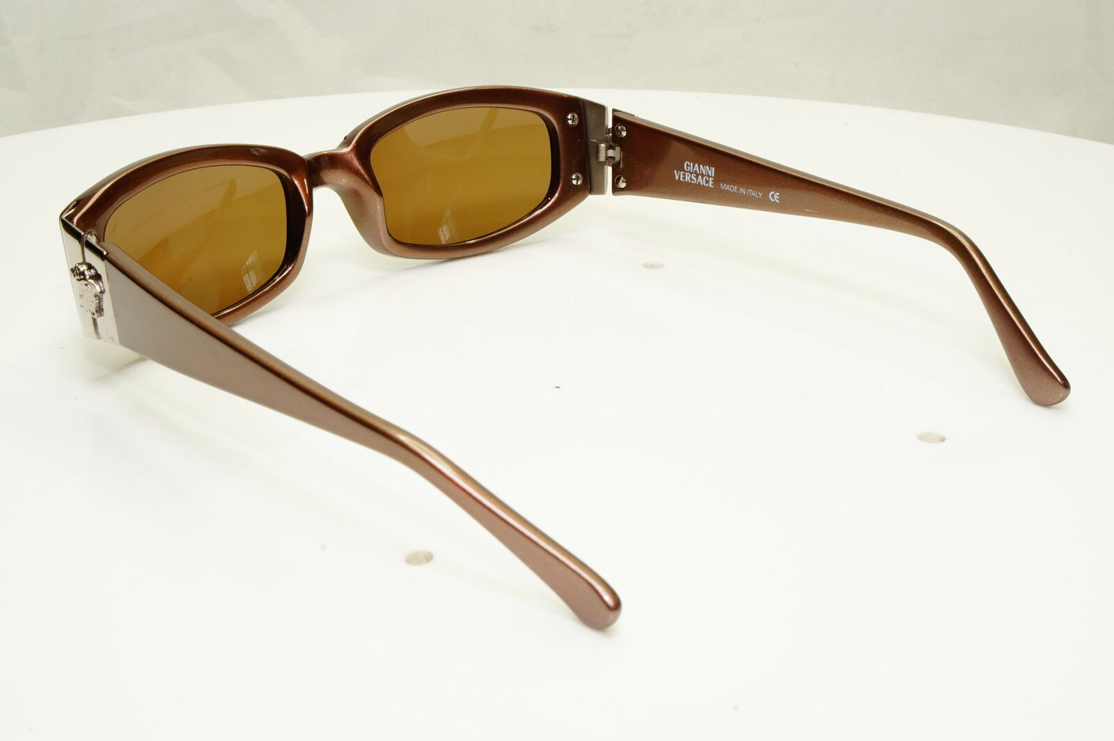 Gianni Versace 1996 Mens Vintage Brown Medusa Sunglasses MOD 253/M COL 341