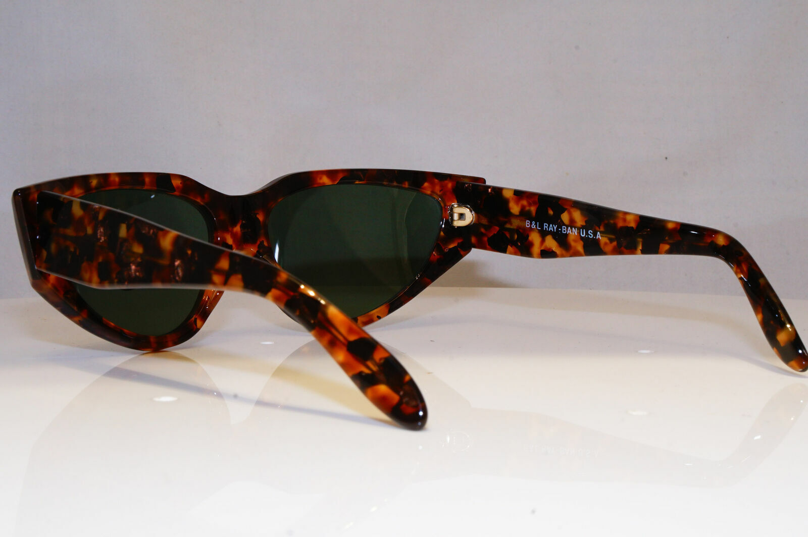 Authentic Bausch & Lomb Ray-Ban Vintage 1983 Onyx Hipster Sunglasses Brown W0804