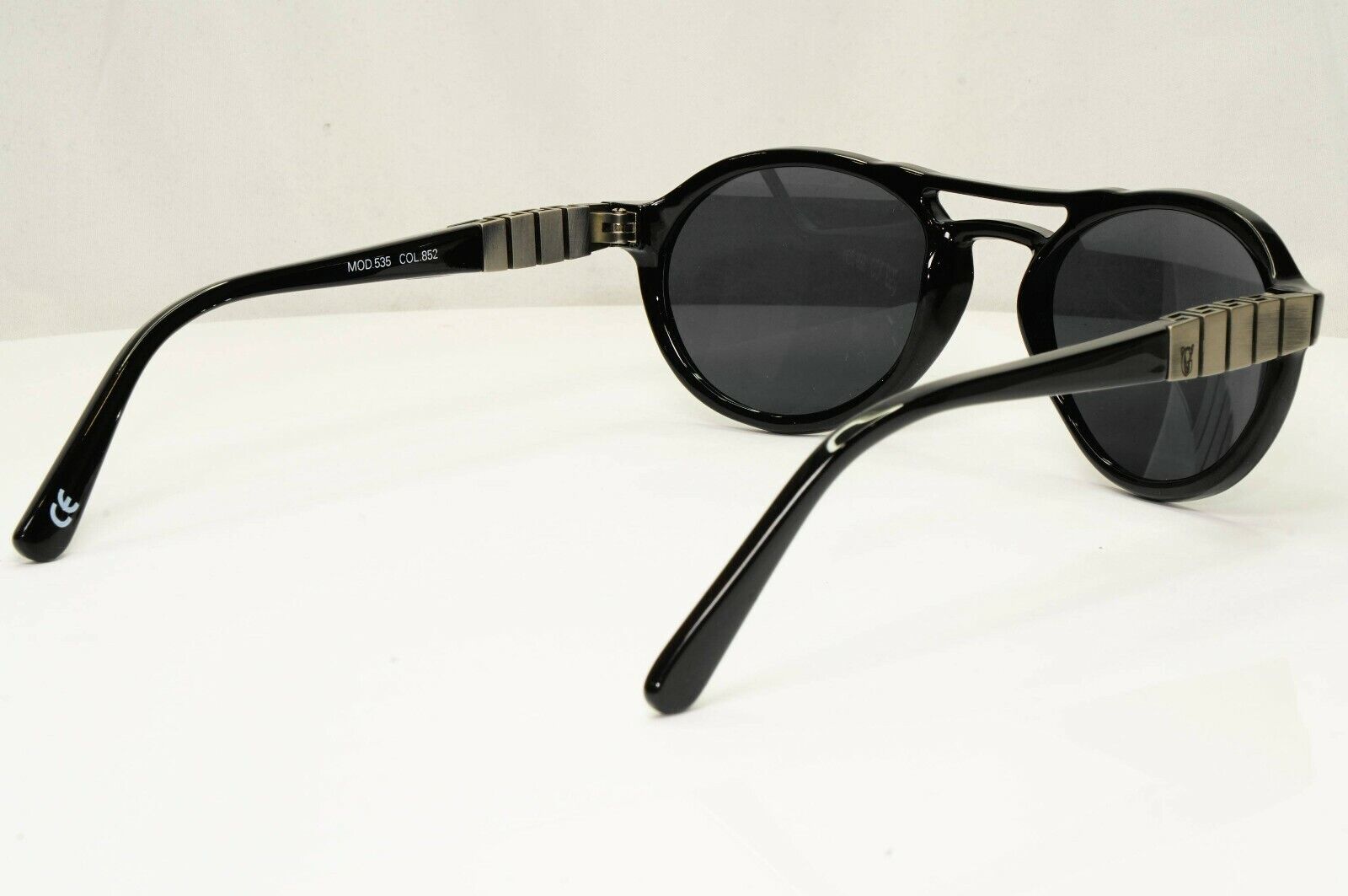 Gianni Versace 1996 Mens Vintage Black Pilot Sunglasses Meander MOD 535 COL 852