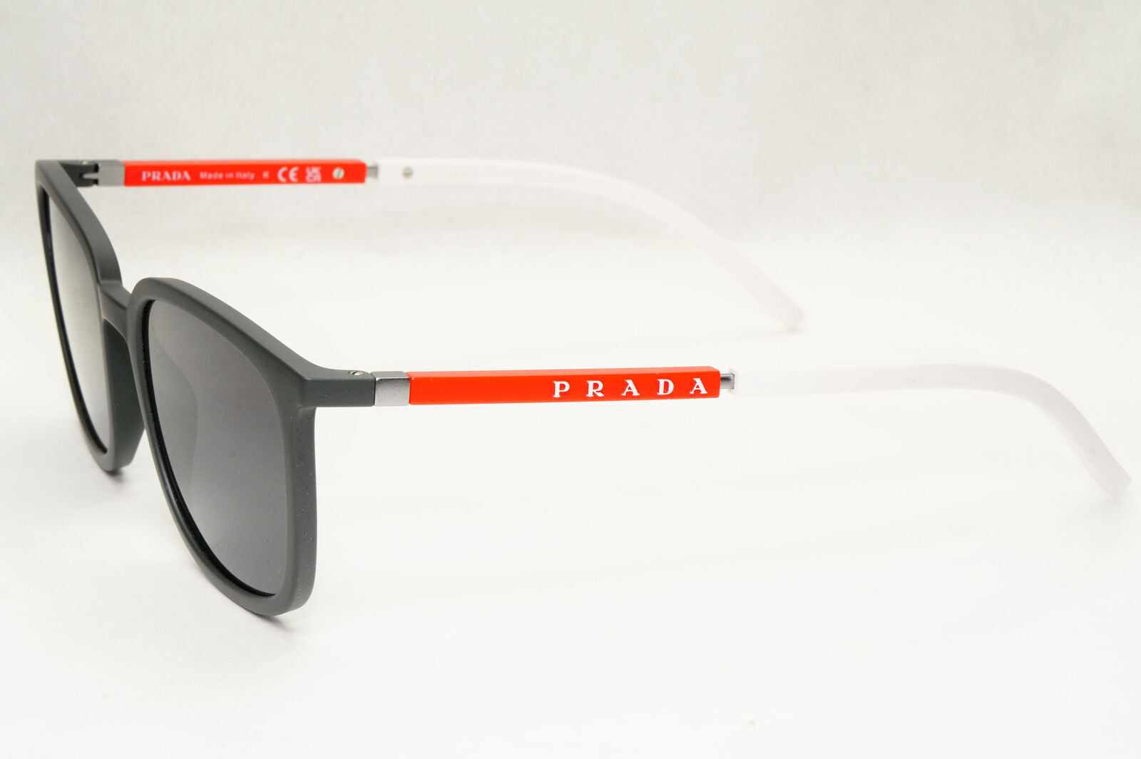 Prada Sunglasses Black Red White Square PS05NV VPS 05N UFK-1O1 54mm