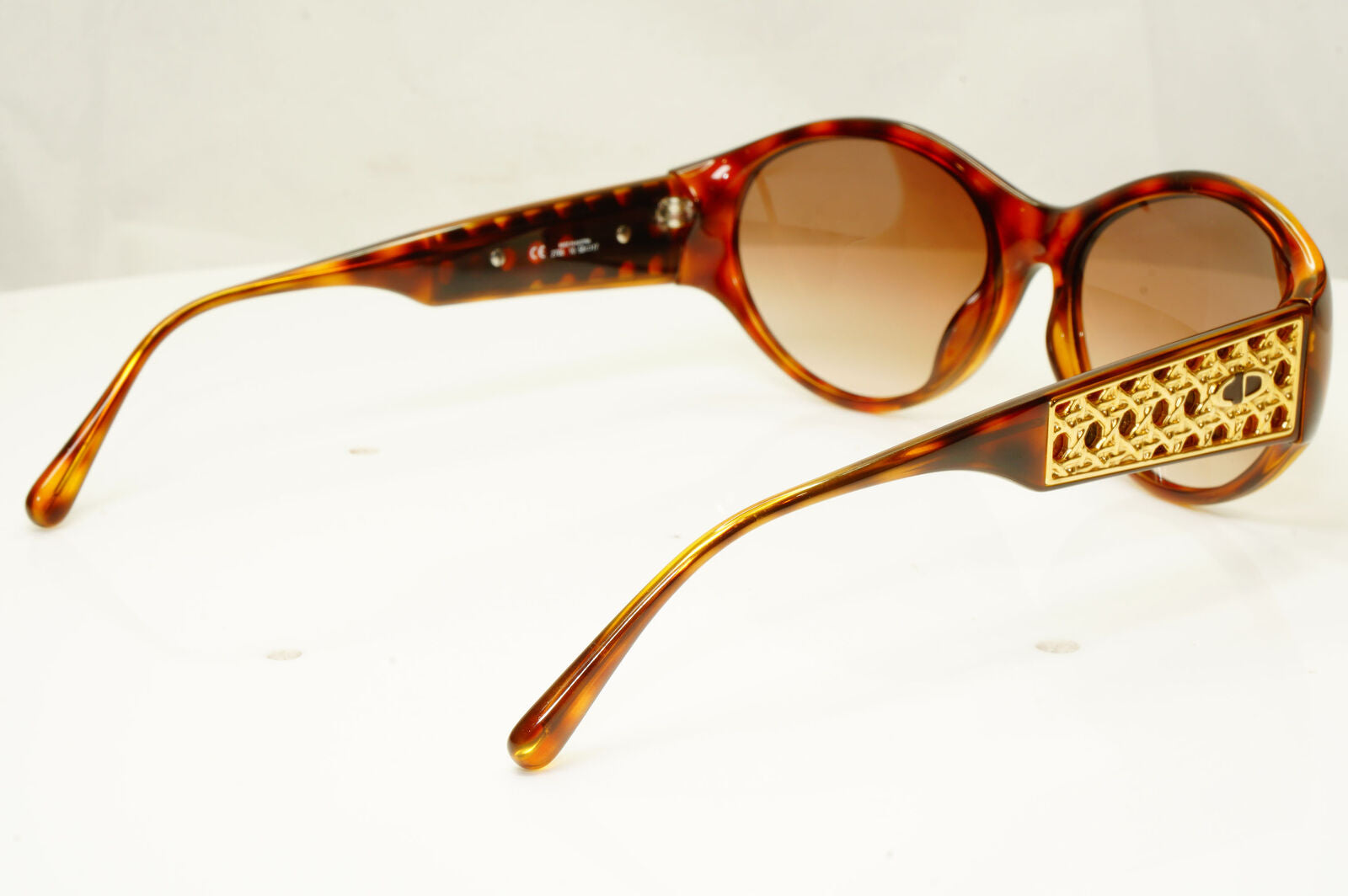 Authentic Christian Dior Womens Vintage Sunglasses Austria Gold 2766 10 010122