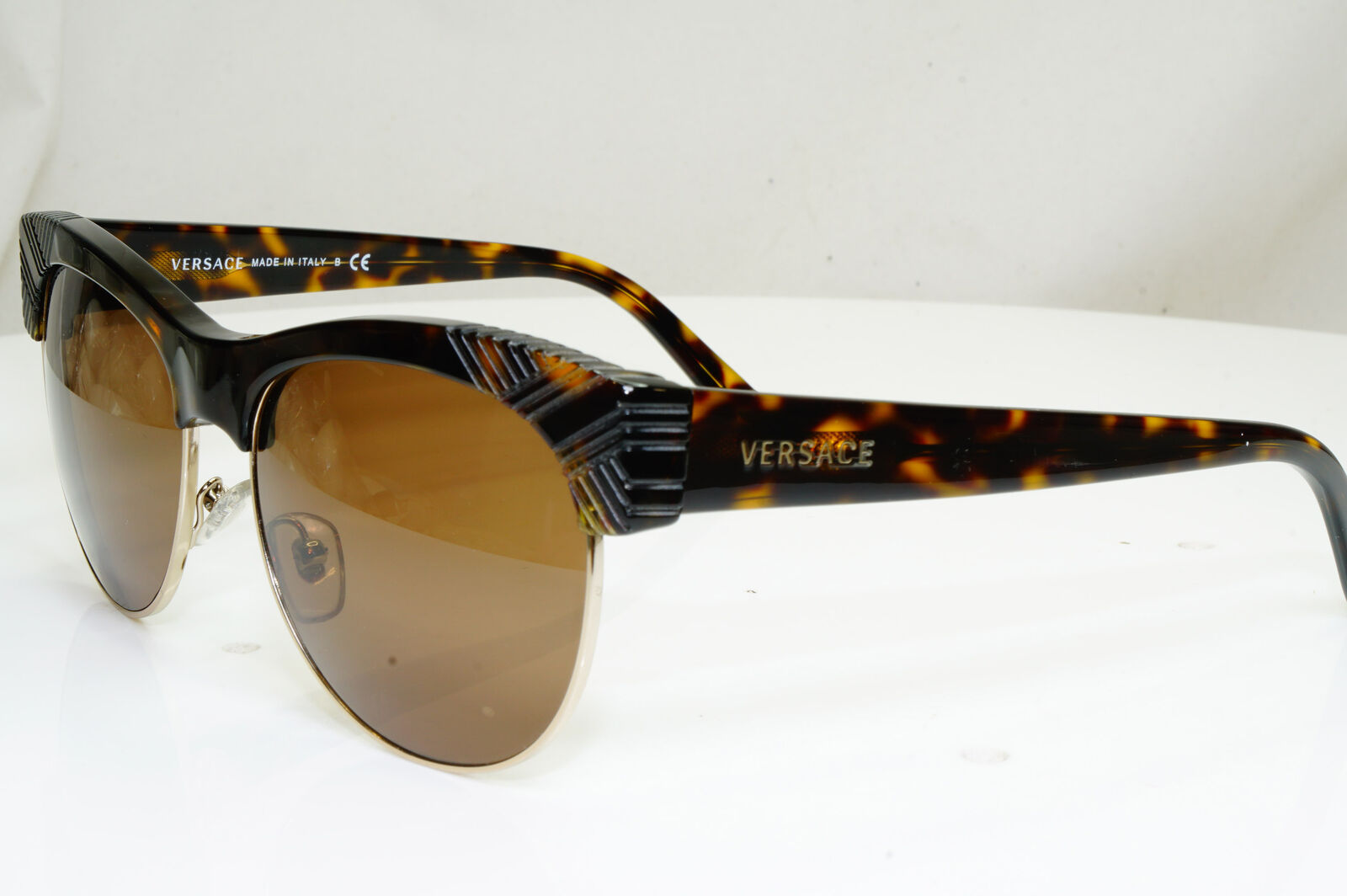 Authentic VERSACE Womens Vintage Sunglasses Brown Square 4222 108/T3 29315