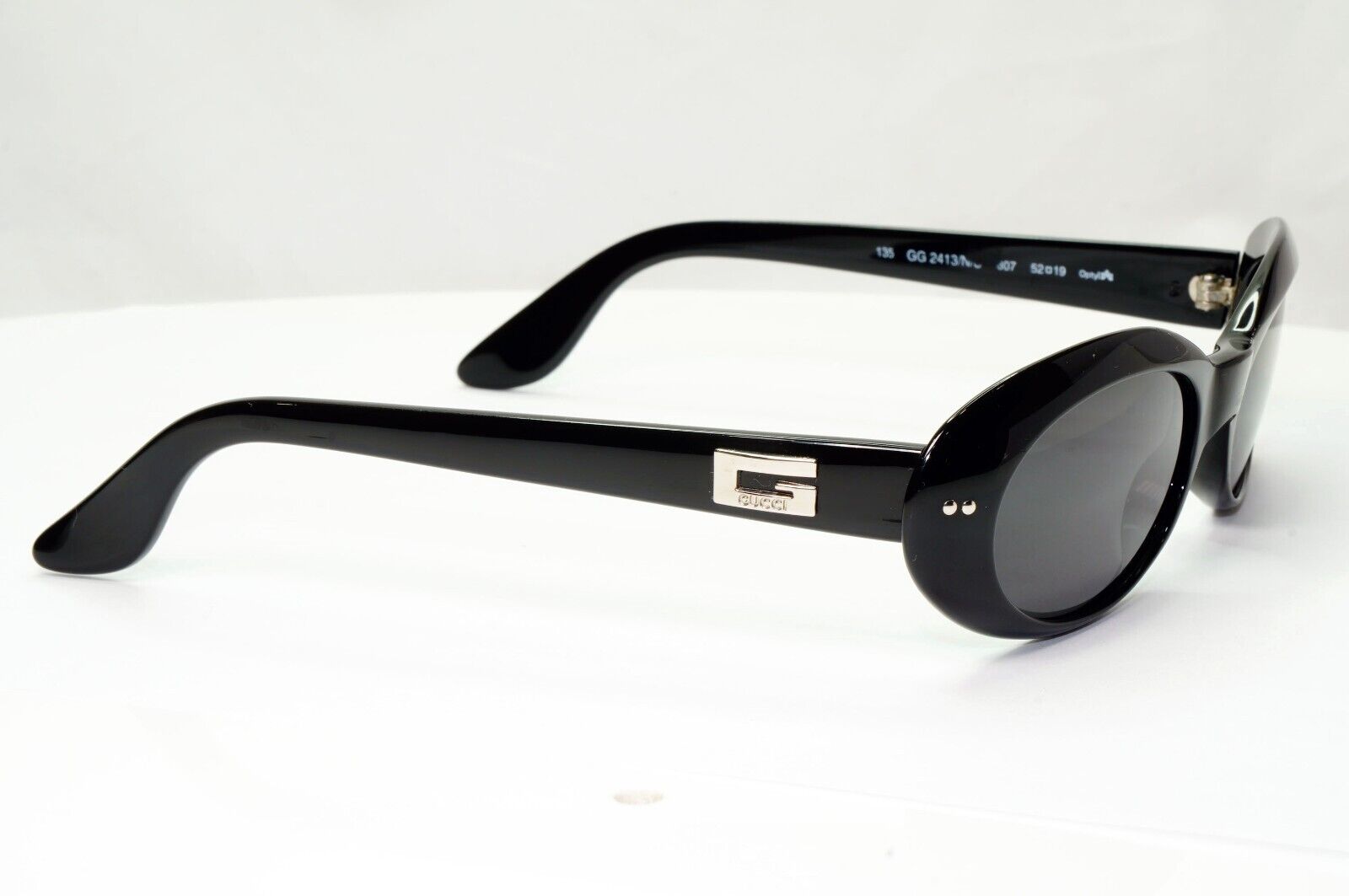 Gucci Sunglasses 1997 Vintage Black Silver Womens Oval GG 2413/N/S 807 301224