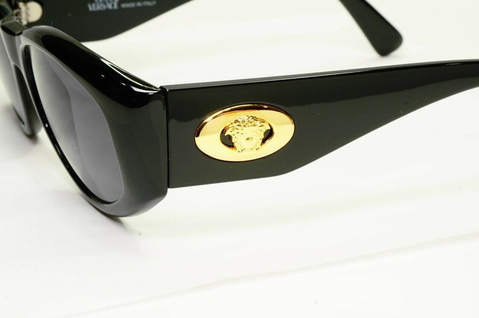 Gianni Versace 1996 Vintage Gold Medusa Biggie Sunglasses MOD 4V4/A COL 852