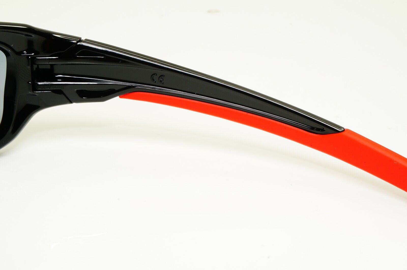 Authentic Oakley Mens Valve Sunglasses Black Red Iridium Mirror OO 9236-02