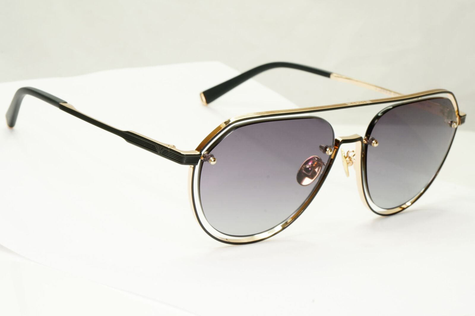 Police Lewis Hamilton F1 Sunglasses Blac kGradient Gold Pilot SPL E17 COL 302Y