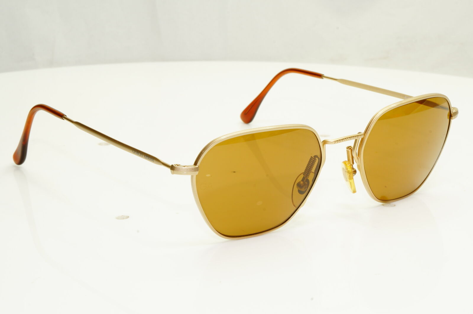 Authentic Giorgio Armani 1997 Vintage Sunglasses Metal Gold Mens Womens 619 703