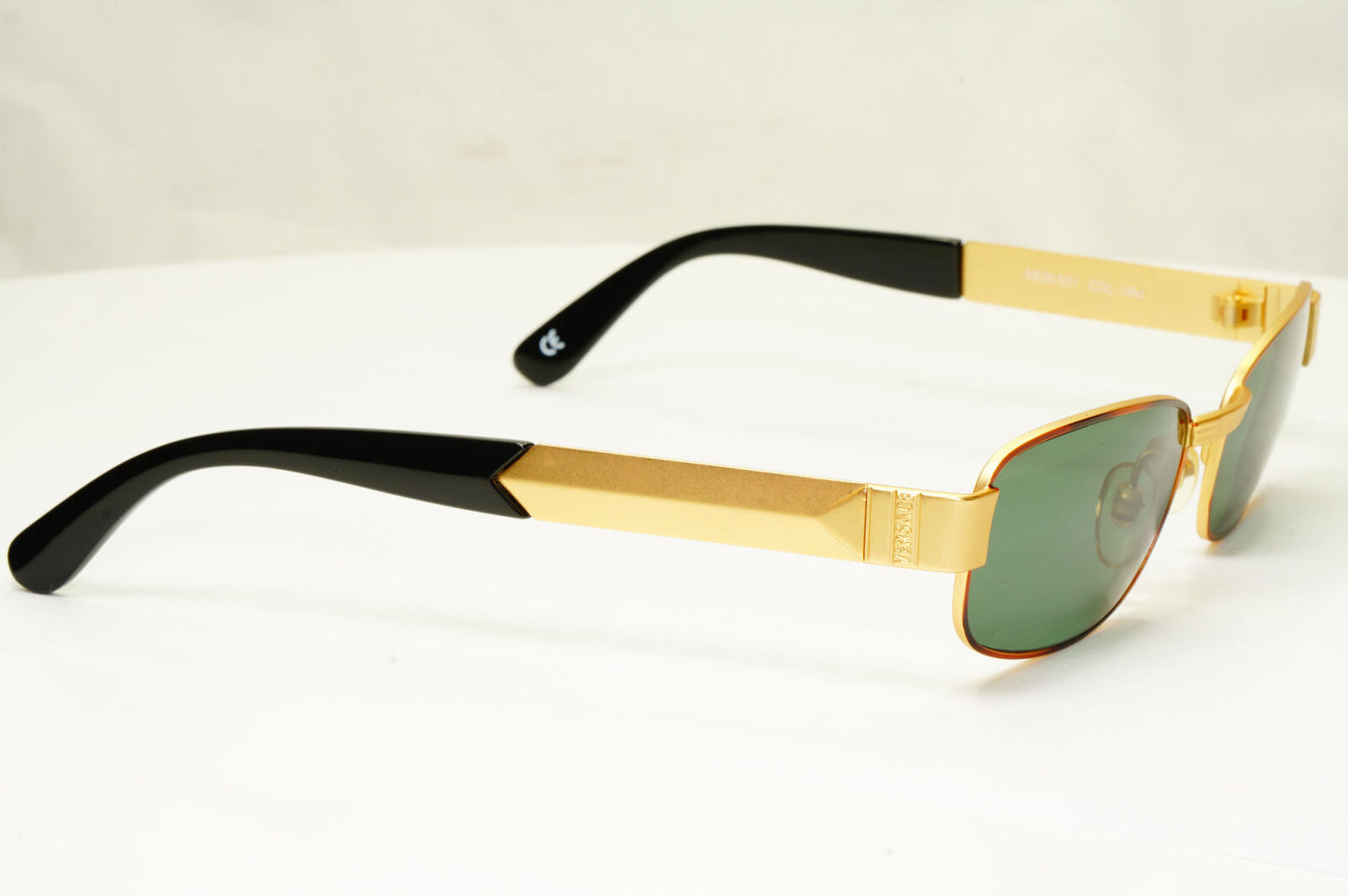 Gianni Versace 1996 Vintage Unisex Gold Rectangle Sunglasses MOD S31 COL 14M