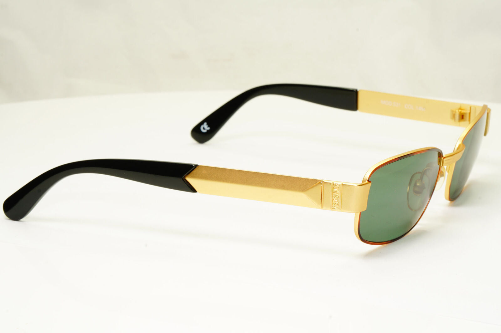 Gianni Versace 1996 Vintage Unisex Gold Rectangle Sunglasses MOD S31 COL 14M