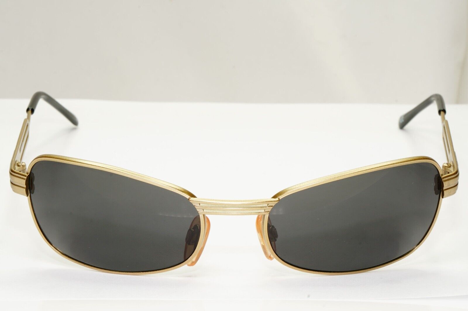 Versus 1996 by Gianni Versace Vintage Gold Black Sunglasses MOD F33 COL 86M
