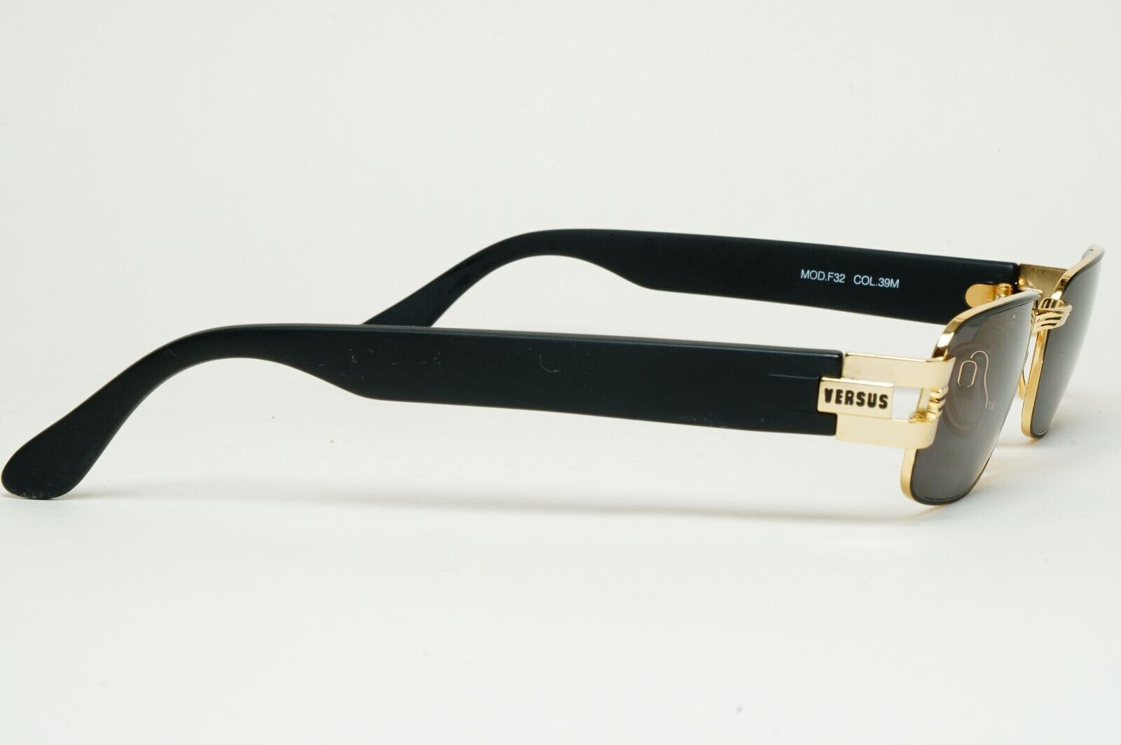 Versus Sunglasses 1996 by Gianni Versace Vintage Gold Black MOD F32 COL 39M