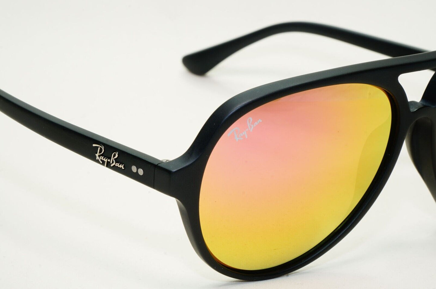 Ray-Ban Sunglasses 2010 Vintage CATS 5000 Rare Black Pink Gold RB 4125-F 901S/Z2