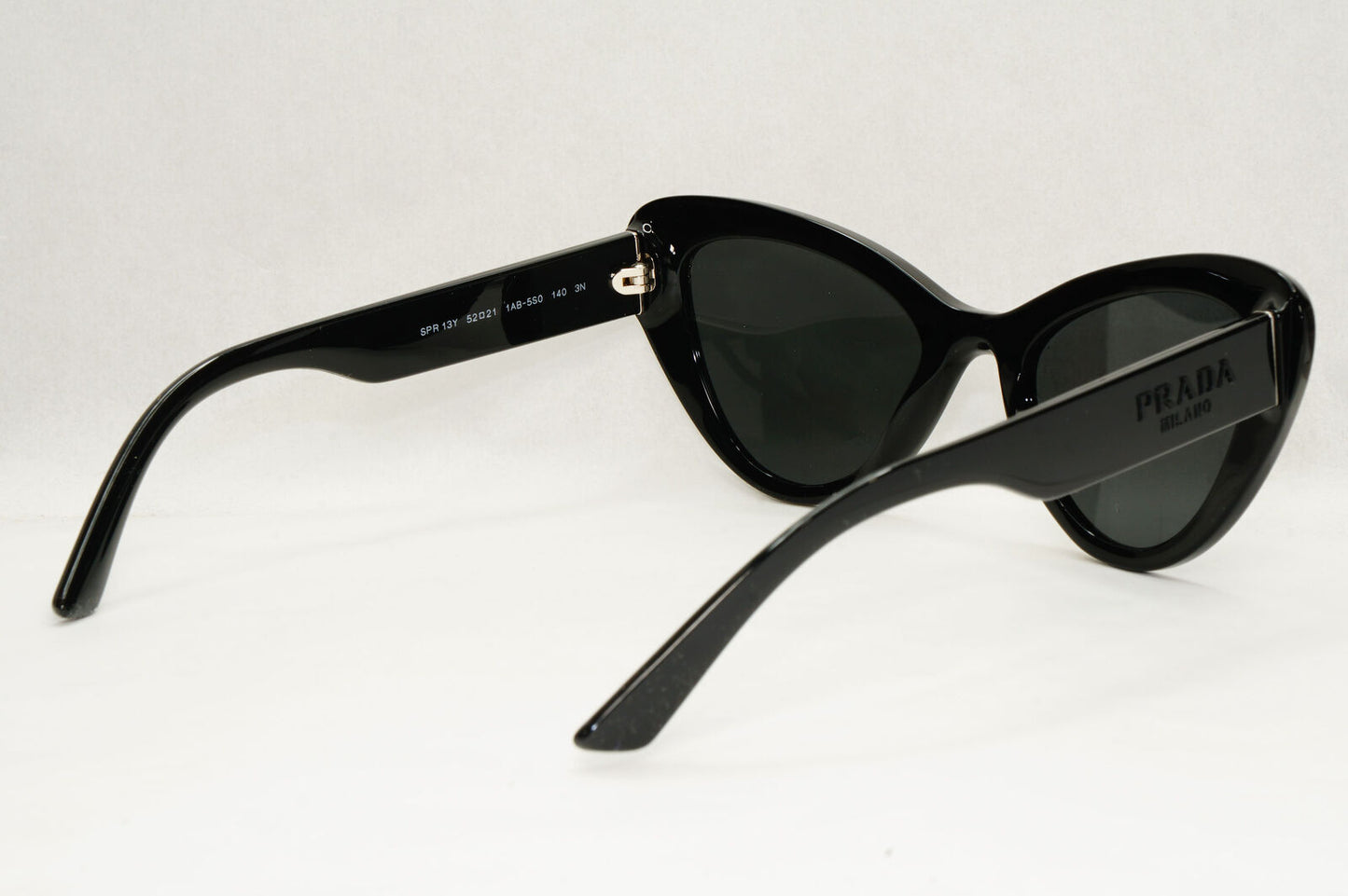 Prada Sunglasses Black Cat Eye Grey Milano Fashion PR13YS SPR 13Y 1AB-5S0 52mm