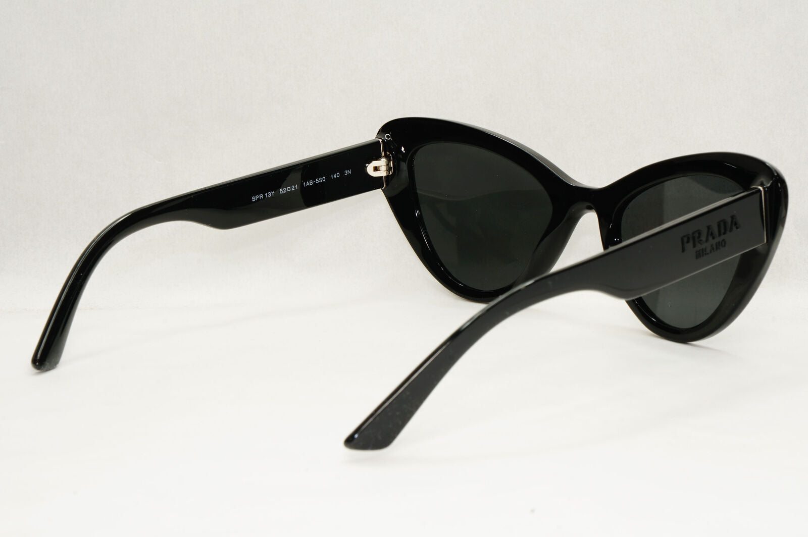 Prada Sunglasses Black Cat Eye Grey Milano Fashion PR13YS SPR 13Y 1AB-5S0 52mm